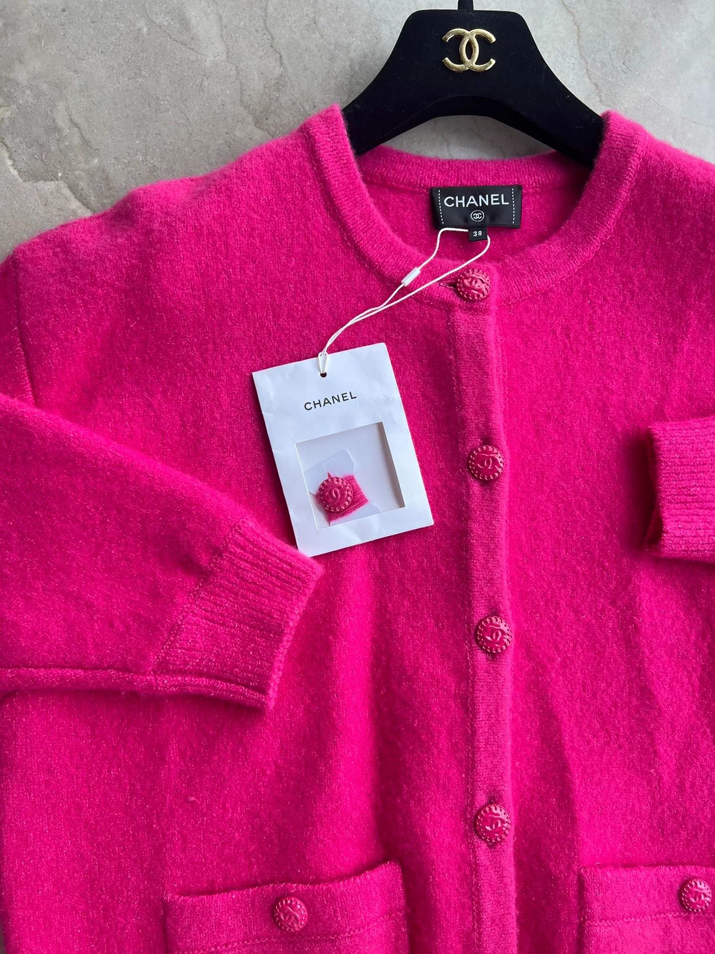 Chanel Chanel Pink Cashmere Knit Cardigan Size US M / EU 48-50 / 2 - 2 Thumbnail