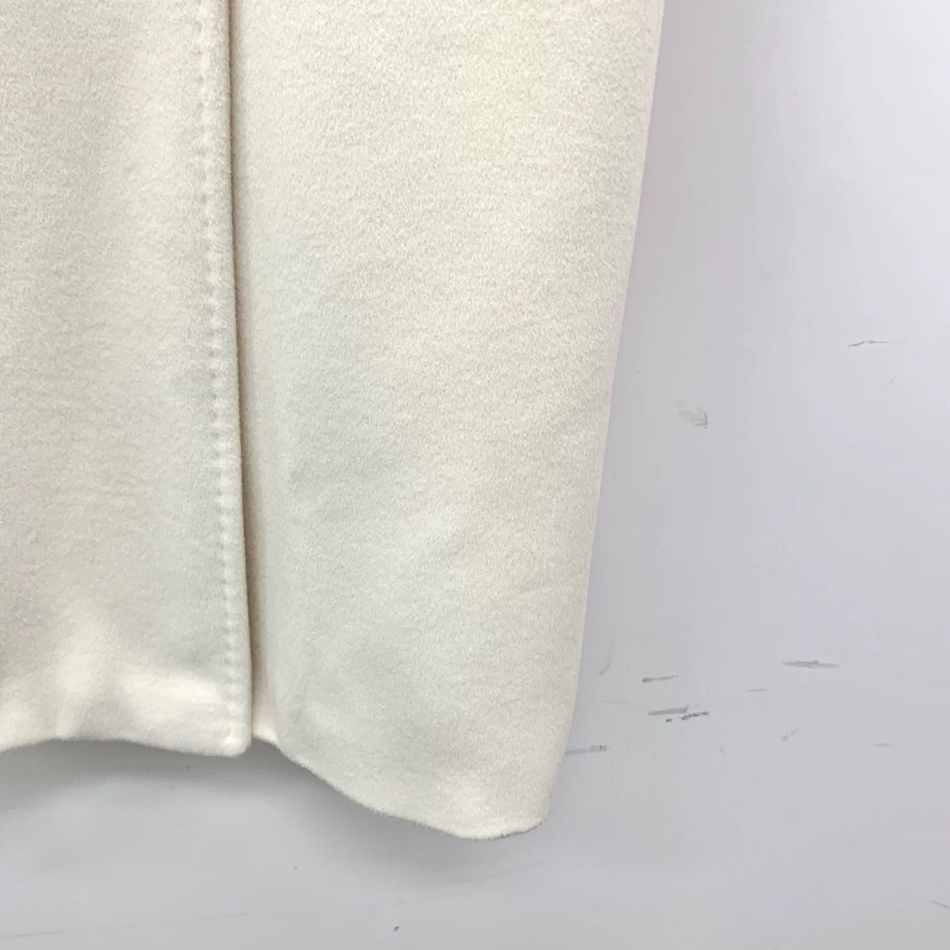 Max Mara cream wool double-breasted coat with belt Size US S / EU 44-46 / 1 - 5 Thumbnail