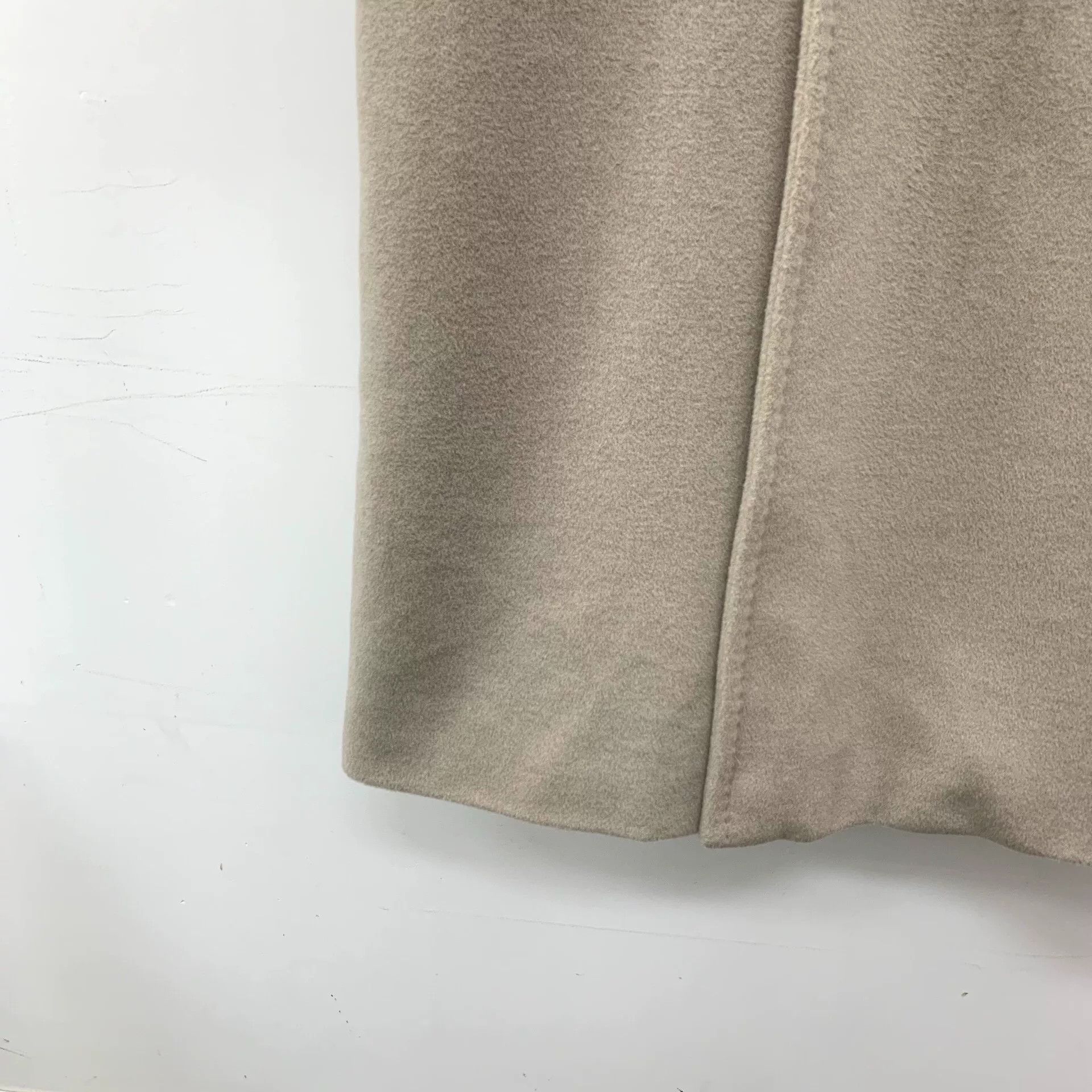 Max Mara maxmara double-breasted wool coat in beige Size US M / EU 48-50 / 2 - 5 Thumbnail