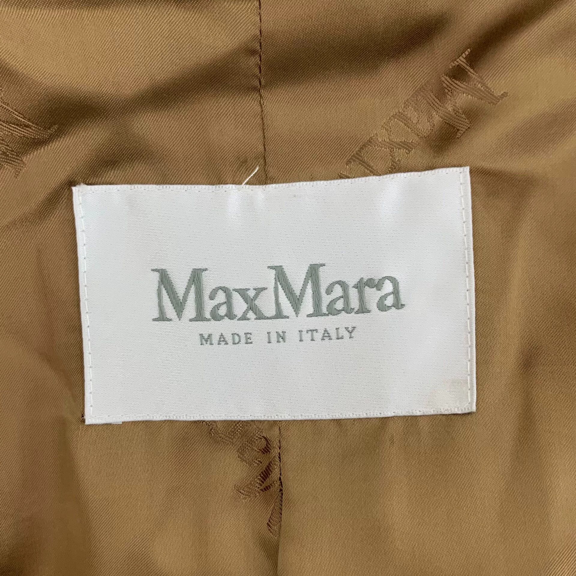Max Mara maxmara teddy double-breasted coat in beige Size US M / EU 48-50 / 2 - 5 Thumbnail