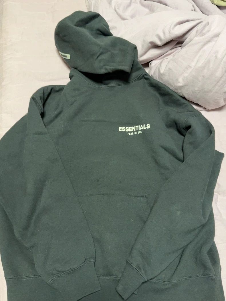 Fear of God Fear of God Essentials Floral Sweatshirt Size US M / EU 48-50 / 2 - 3 Thumbnail