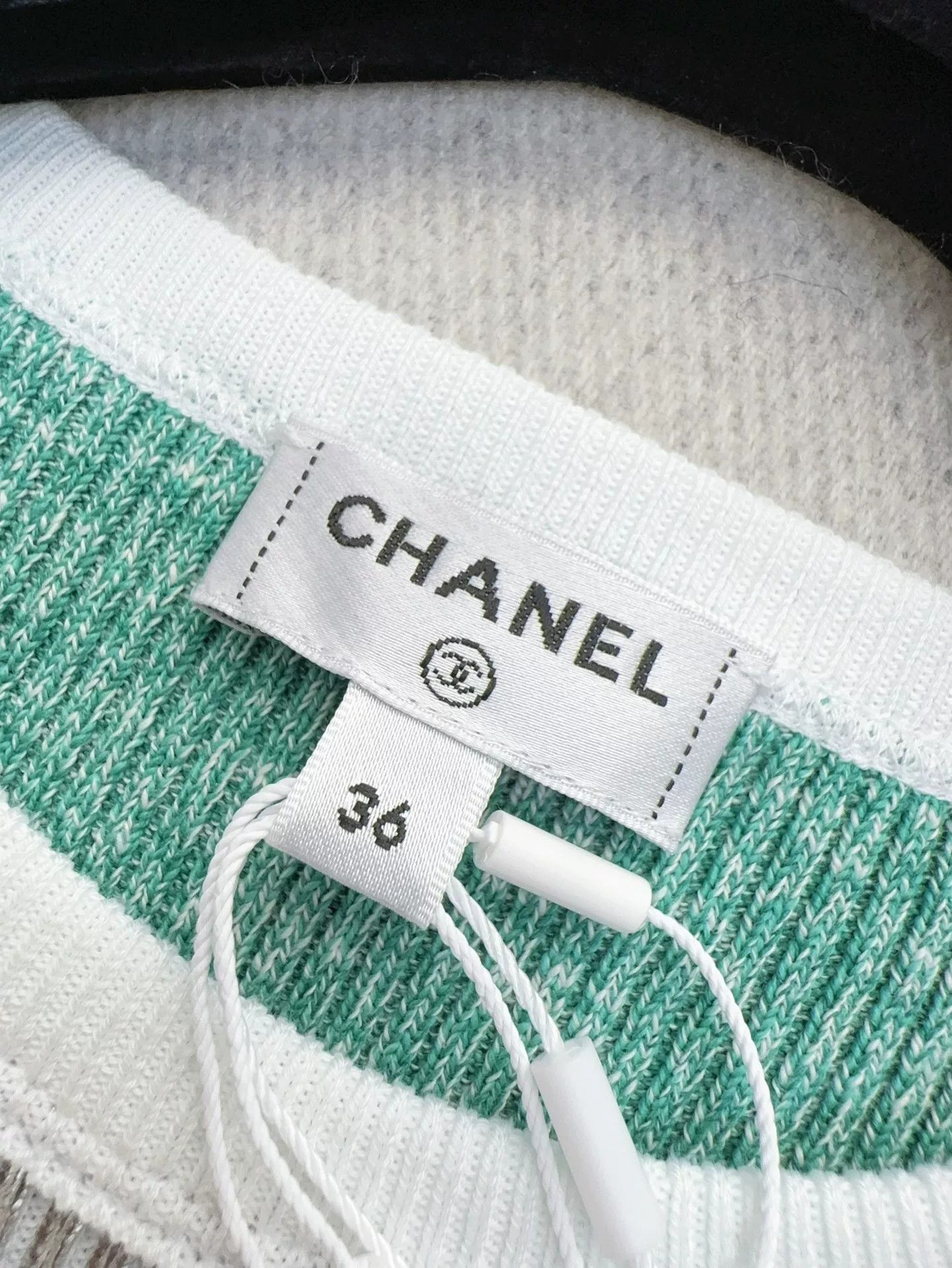 Chanel chanel 25c silver knit short sleeve top Size US S / EU 44-46 / 1 - 6 Thumbnail
