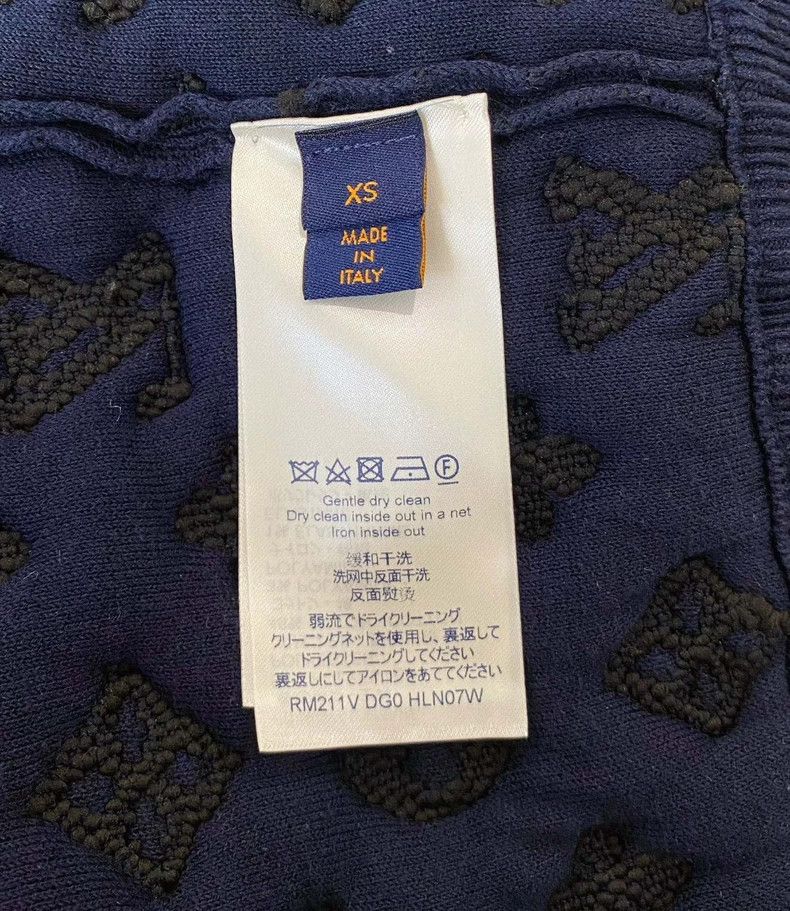 Louis Vuitton Louis Vuitton Blue Embossed Logo Jacket Size US XS / EU 42 / 0 - 6 Thumbnail