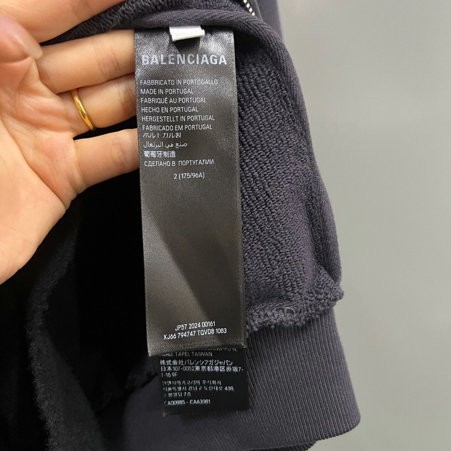 Balenciaga Balenciaga Distressed Zip Hoodie Size US XS / EU 42 / 0 - 4 Thumbnail