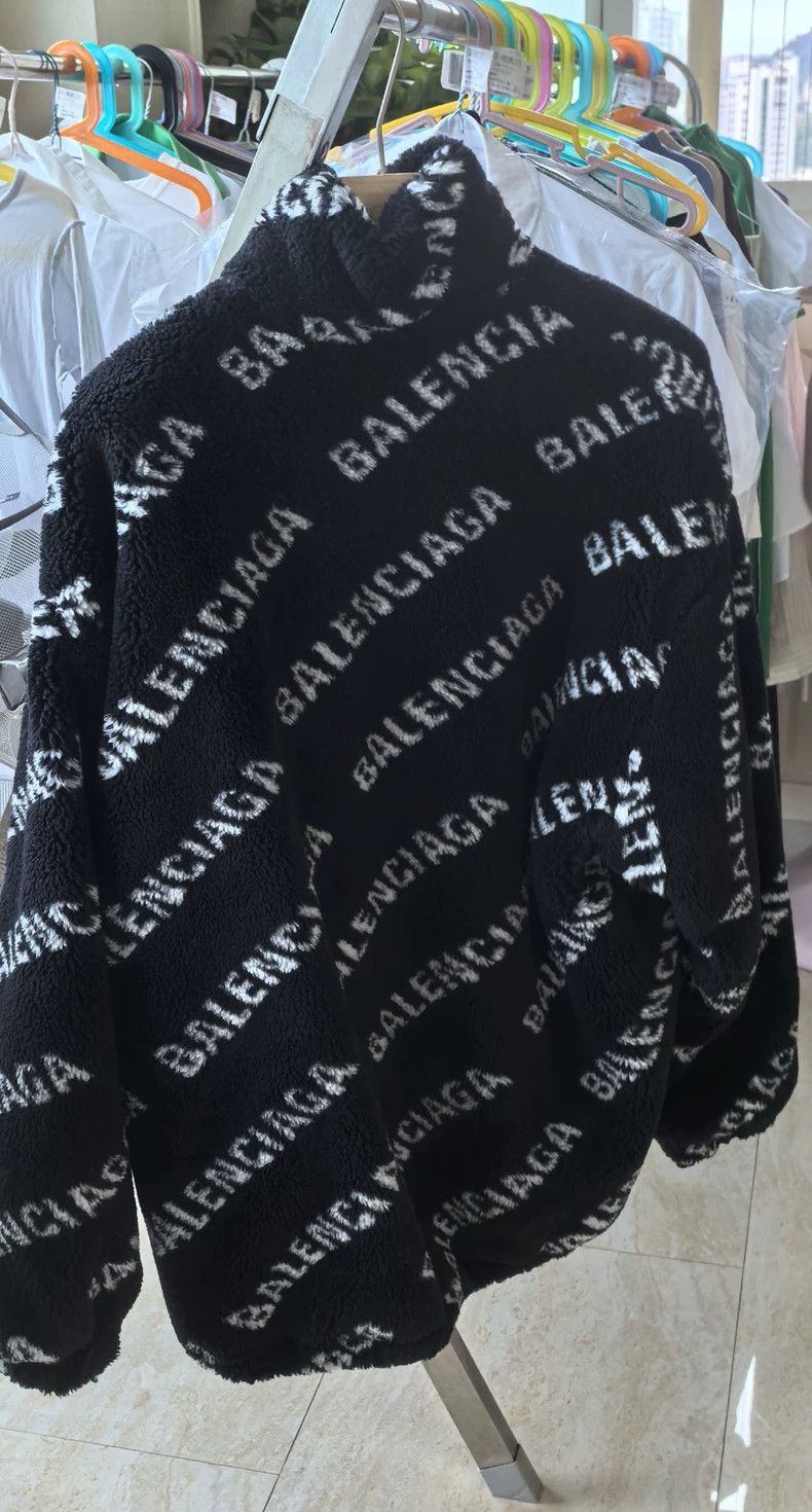 Balenciaga Balenciaga Shearling Logo Coat Size US XS / EU 42 / 0 - 2 Thumbnail