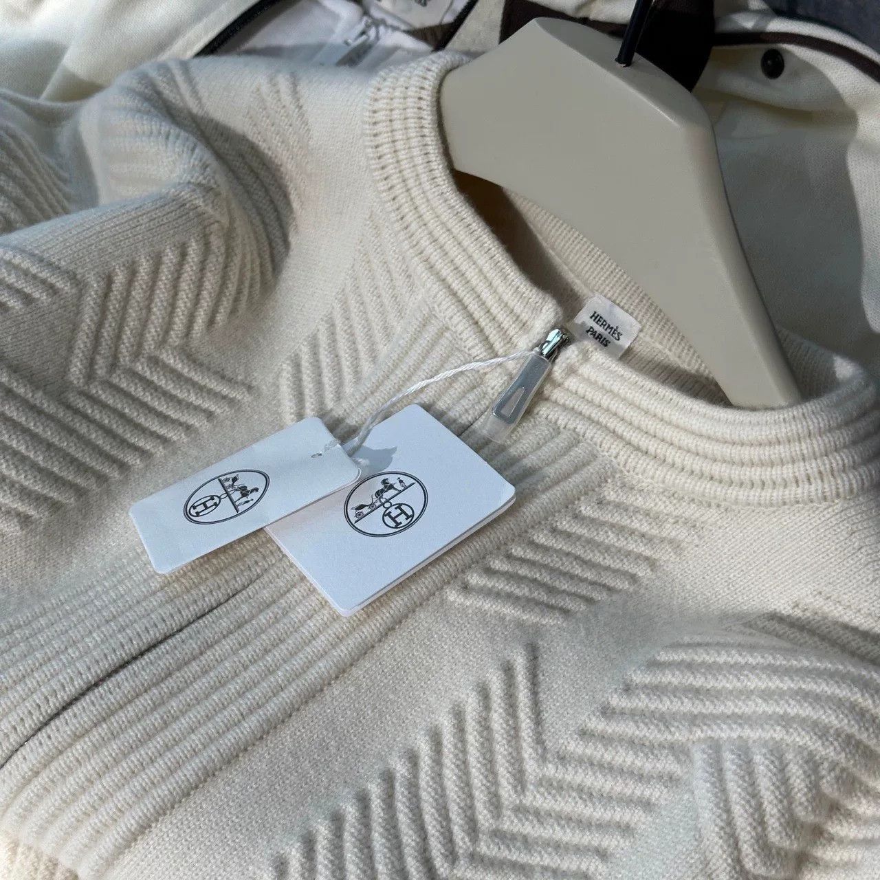 Hermes Hermes Off-White Wool Cloak Coat Size US S / EU 44-46 / 1 - 3 Thumbnail