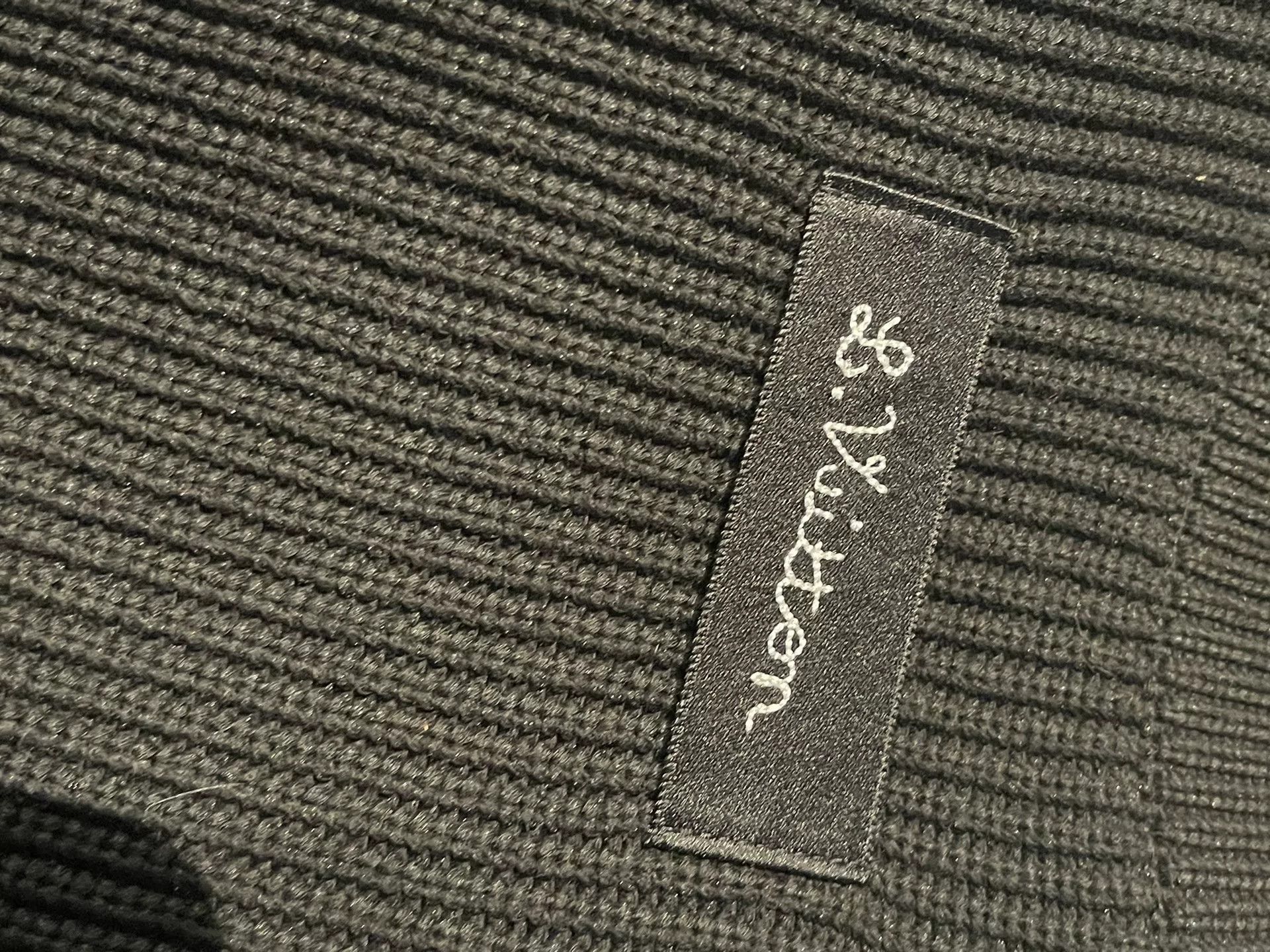 Louis Vuitton gray louis vuitton teddy bear sweater Size US XXL / EU 58 / 5 - 2 Thumbnail