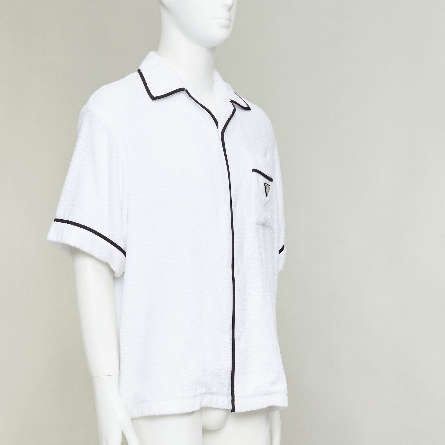 Prada PRADA 2021 white terry towelling black triangle logo plaque bowling shirt L Size US L / EU 52-54 / 3 - 3 Thumbnail