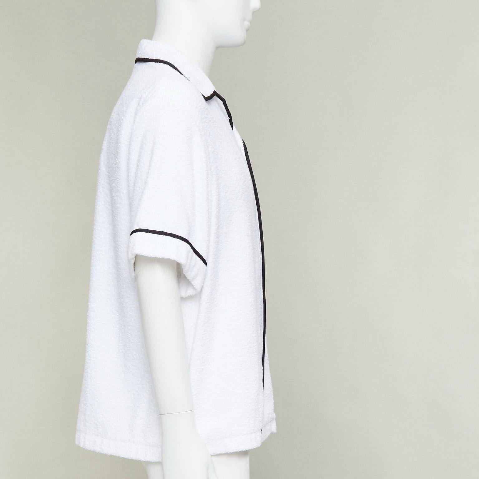 Prada PRADA 2021 white terry towelling black triangle logo plaque bowling shirt L Size US L / EU 52-54 / 3 - 4 Thumbnail