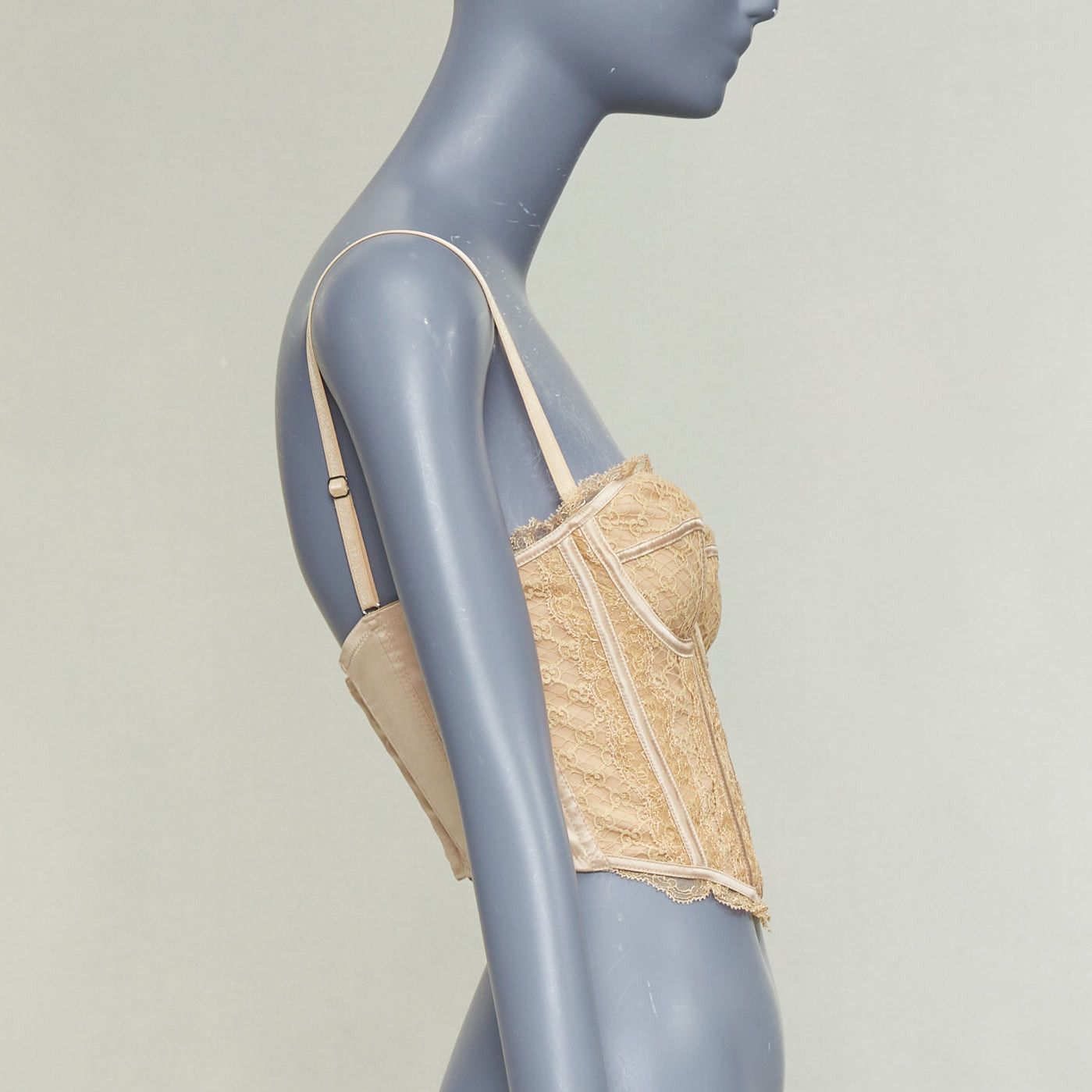 Gucci GUCCI 2022 Runway Aria nude beige GG monogram net lace corset bustier top S Size S / US 4 / IT 40 - 4 Thumbnail