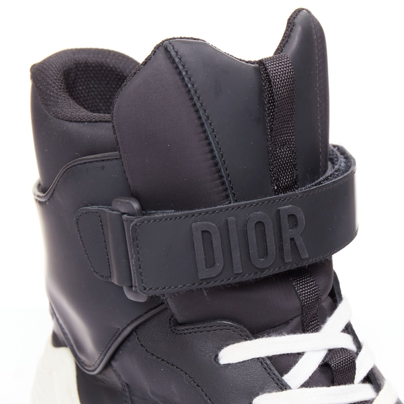 Dior CHRISTIAN DIOR 2019 Jumper Leather black logo magic tape high top sneakers EU37.5 Size US 7.5 / IT 37.5 - 7 Thumbnail