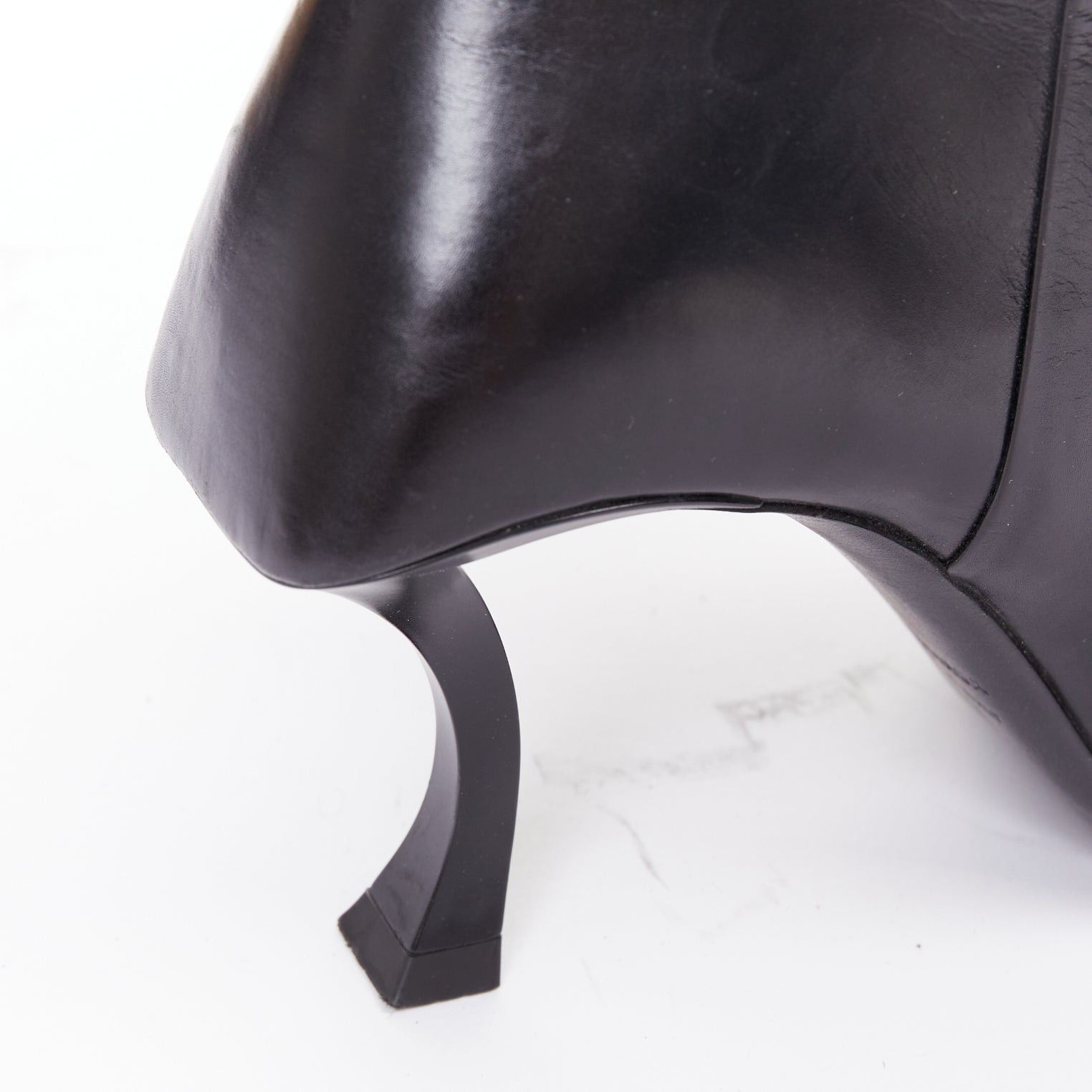 Balenciaga BALENCIAGA Hourglass black leather sculptural curved heel knife point ankle boots EU37 Size US 7 / IT 37 - 8 Thumbnail