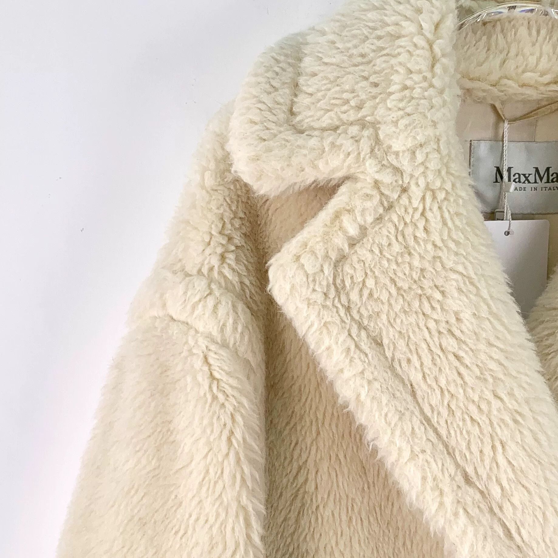 Max Mara maxmara teddy double-breasted coat in cream Size US M / EU 48-50 / 2 - 3 Thumbnail