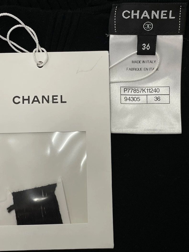 Chanel Chanel 23B Pearl Button Knit Top Size US M / EU 48-50 / 2 - 4 Thumbnail