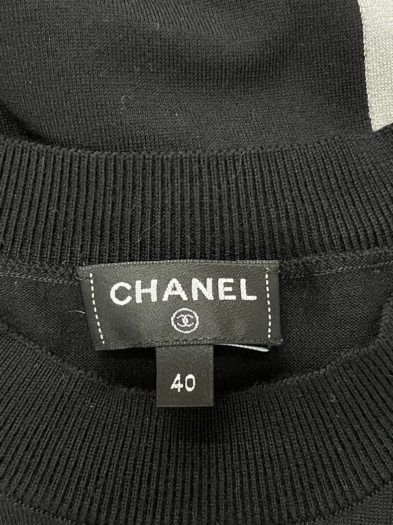 Chanel Chanel Sequin Logo Short Sleeve Top Size US M / EU 48-50 / 2 - 4 Thumbnail