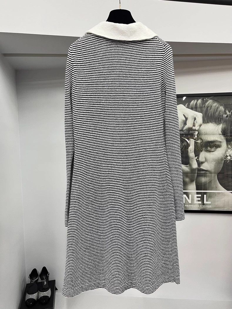 Chanel Chanel 23C Black and White Striped Dress Size US M / EU 48-50 / 2 - 4 Thumbnail
