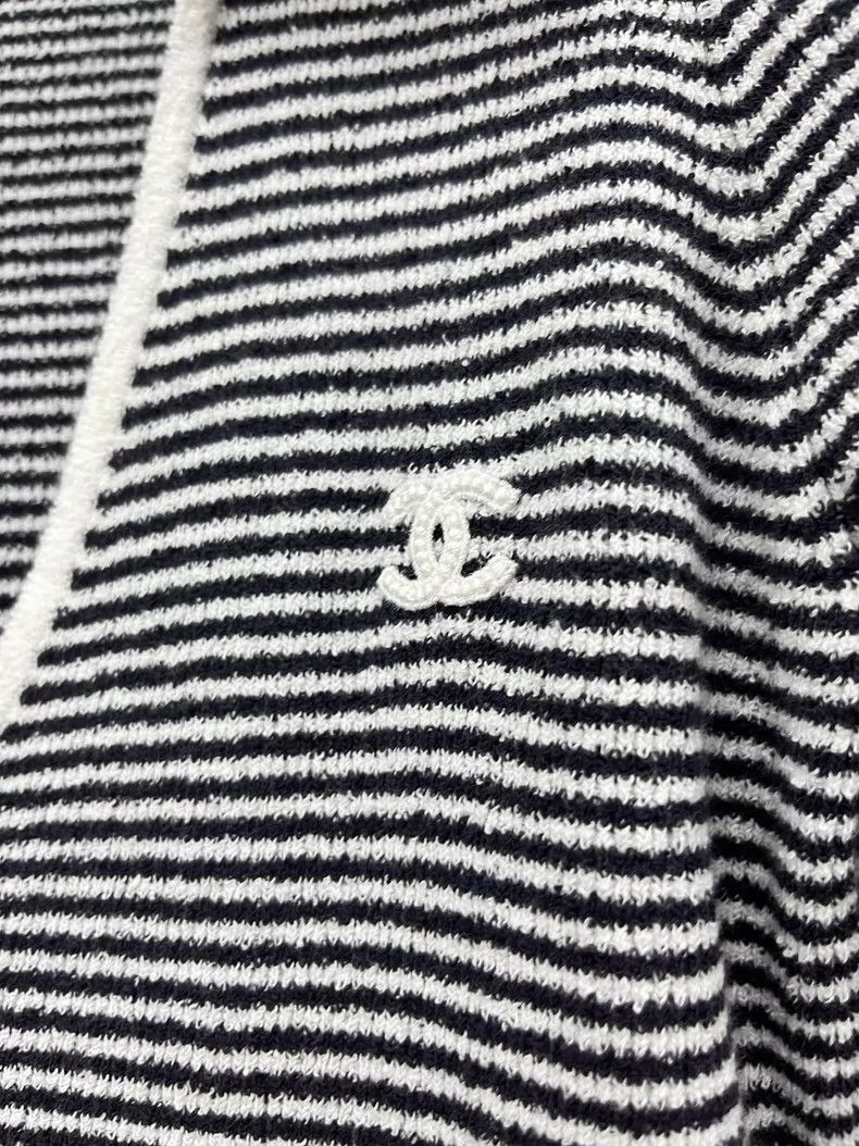 Chanel Chanel 23C Black and White Striped Dress Size US M / EU 48-50 / 2 - 2 Thumbnail