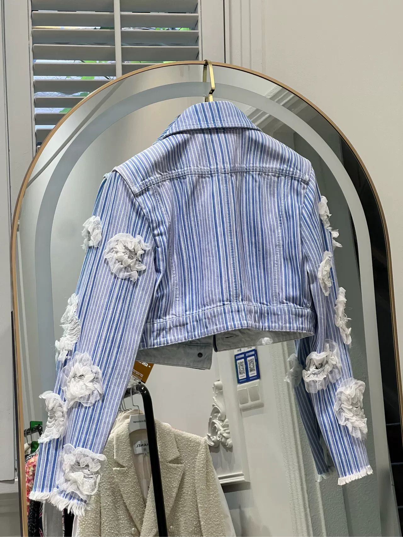 Chanel Chanel 2018 Waterfall Blue Denim Jacket Size US S / EU 44-46 / 1 - 2 Thumbnail