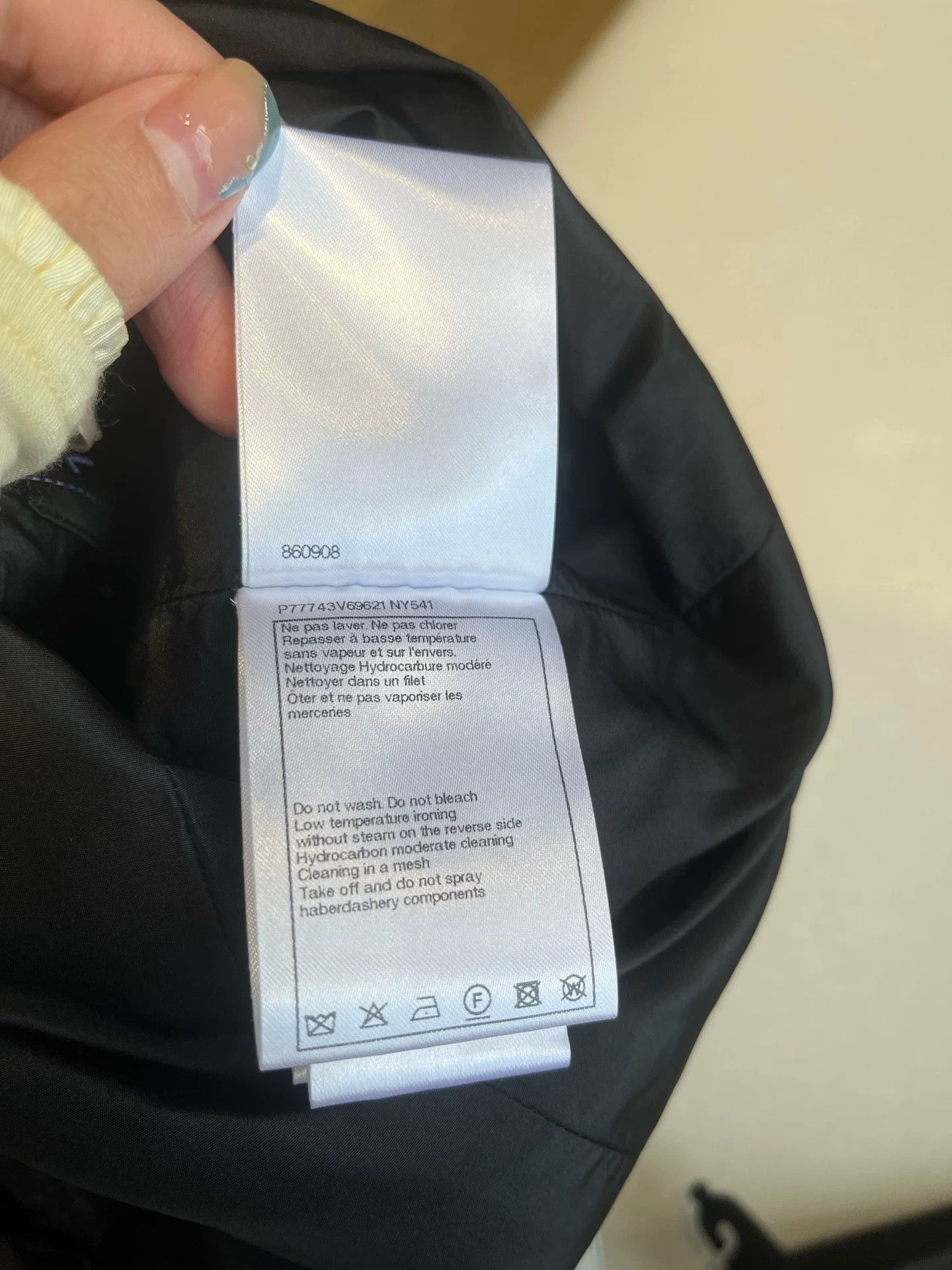 Chanel Chanel 24A Black White Gray Plaid Skirt Size US 34 / EU 50 - 6 Thumbnail