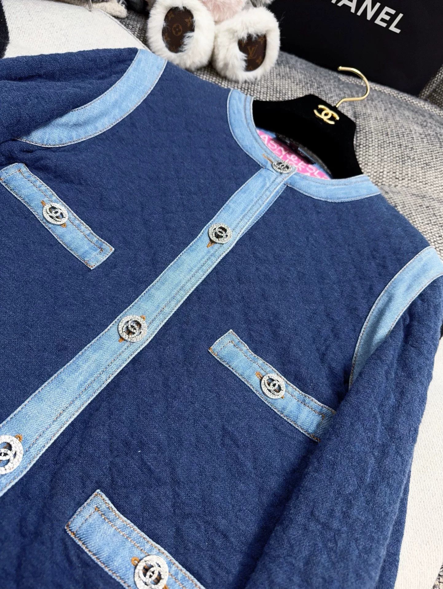Chanel Chanel Blue Quilted Jacket with Denim Edges Size US S / EU 44-46 / 1 - 5 Thumbnail