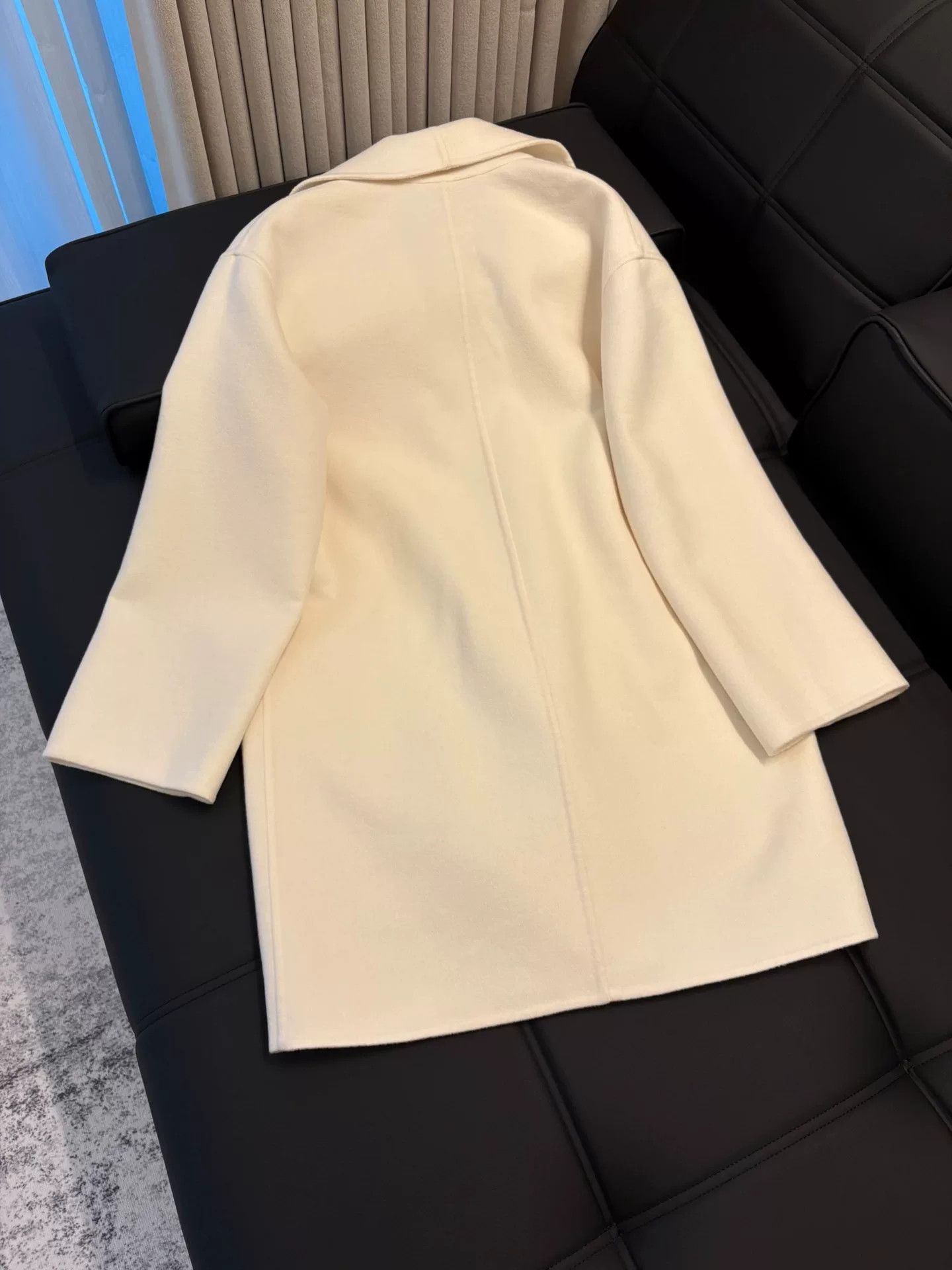 Hermes Hermes Cream Belted Coat Size 34 Size US XXS / EU 40 - 4 Thumbnail