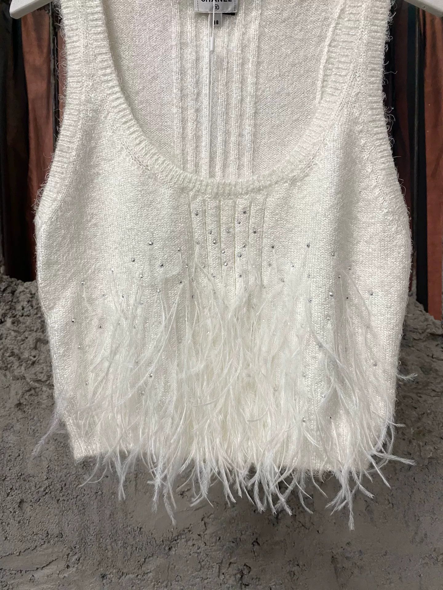 Chanel Chanel Feather Rhinestone Sleeveless Top Size US S / EU 44-46 / 1 - 4 Thumbnail