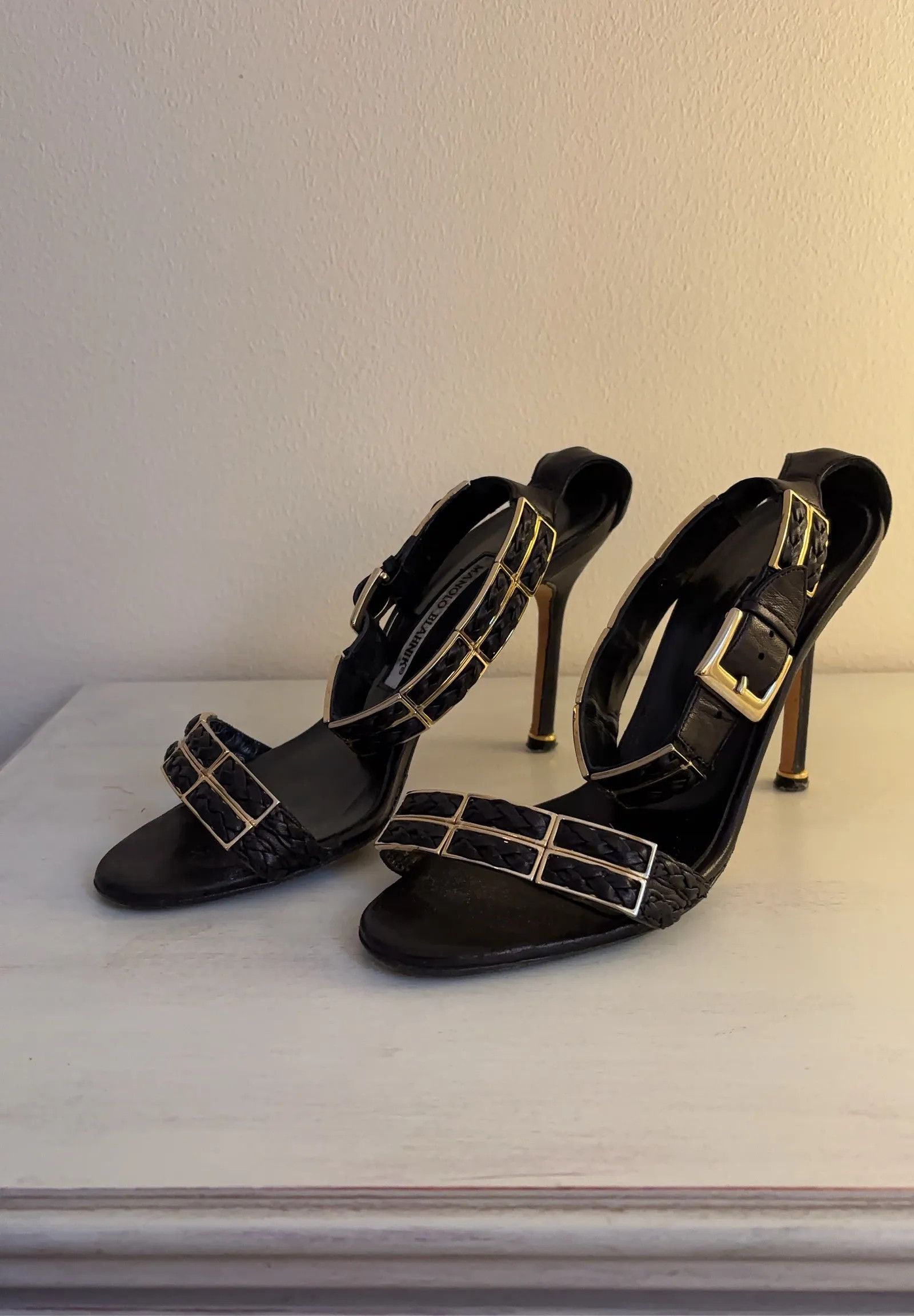 Manolo Blahnik Manolo Blahnik Heels Size US 7.5 / IT 37.5 - 3 Thumbnail