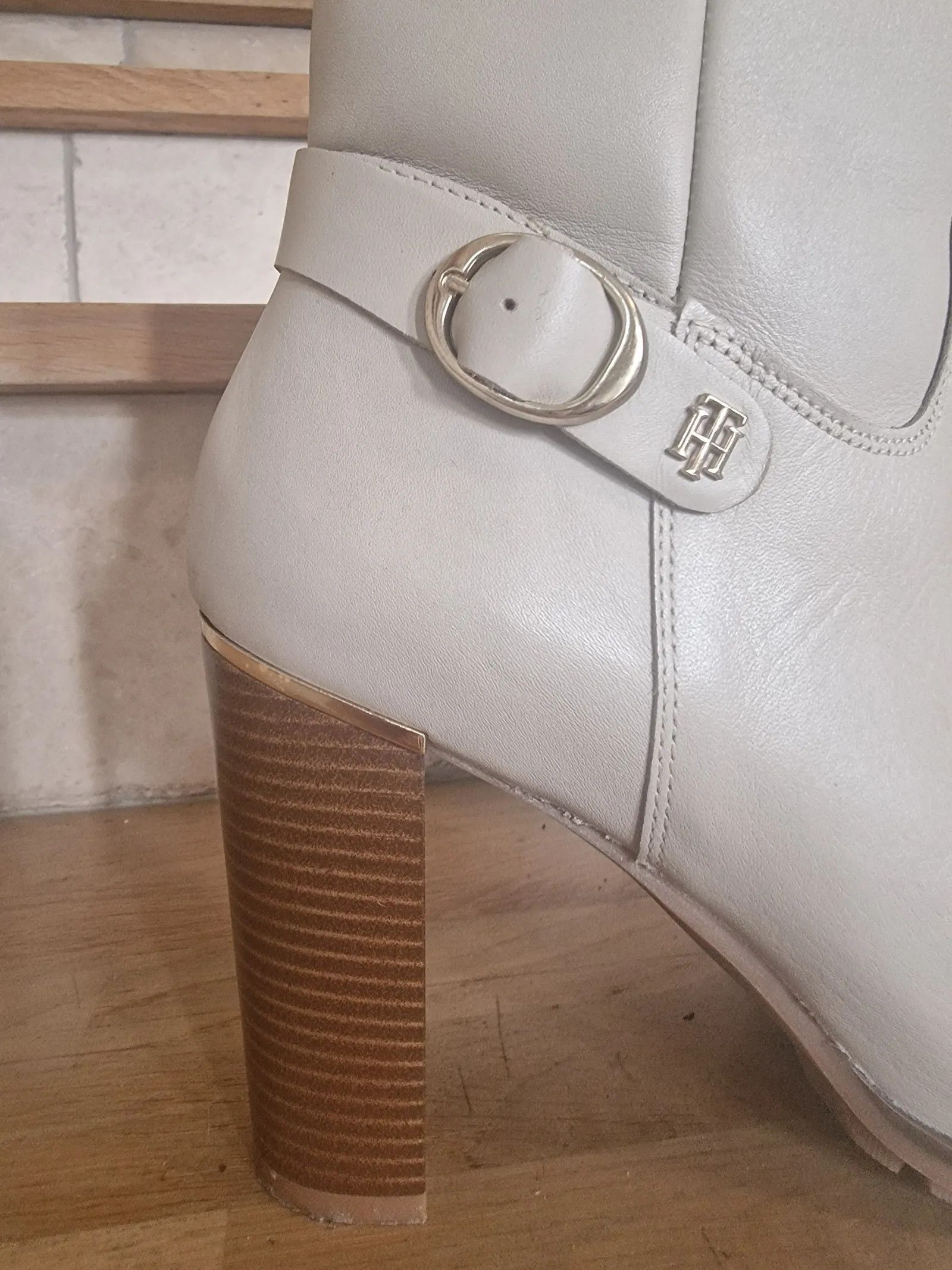 Tommy Hilfiger Tommy Hilfiger Boots Size US 10 / IT 40 - 5 Thumbnail