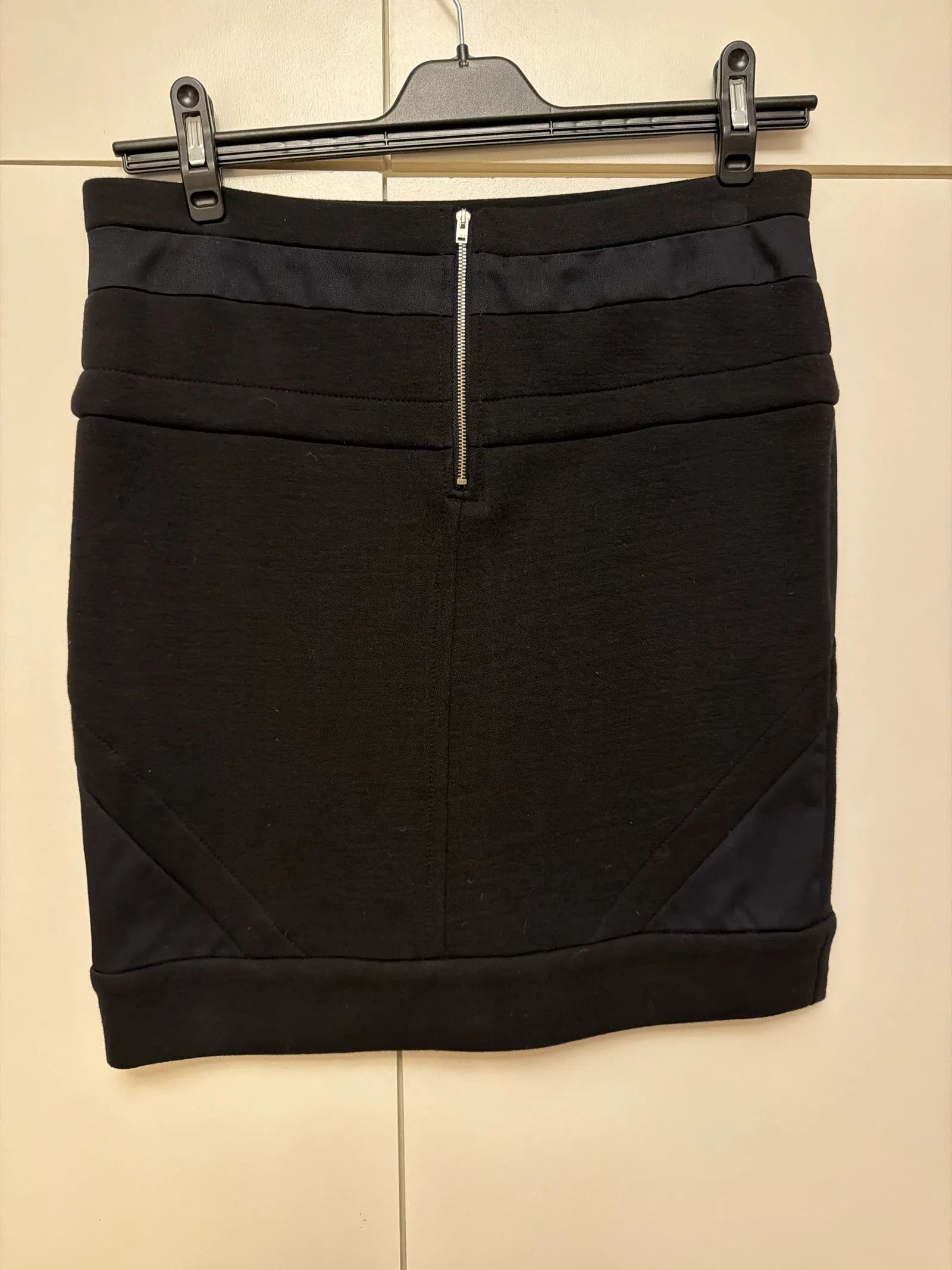 Iro Iro Skirt Size 26" / US 2 / IT 38 - 4 Thumbnail