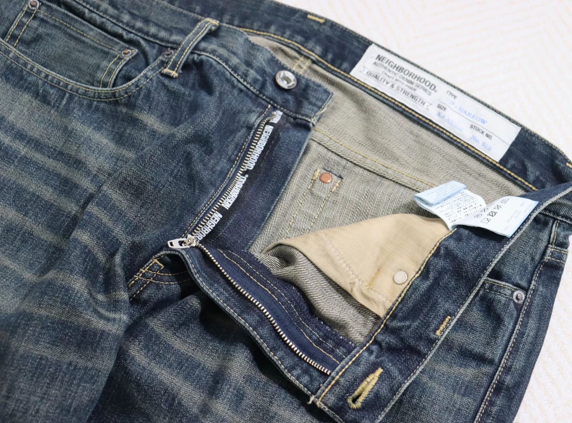 Neighborhood nbhd washed denim narrow jeans in xl Size US 31 - 3 Thumbnail
