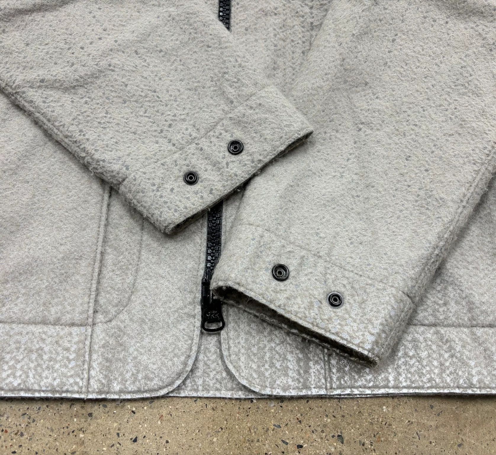 Stone Island stone island reflective hooded jacket M size Size US M / EU 48-50 / 2 - 6 Thumbnail