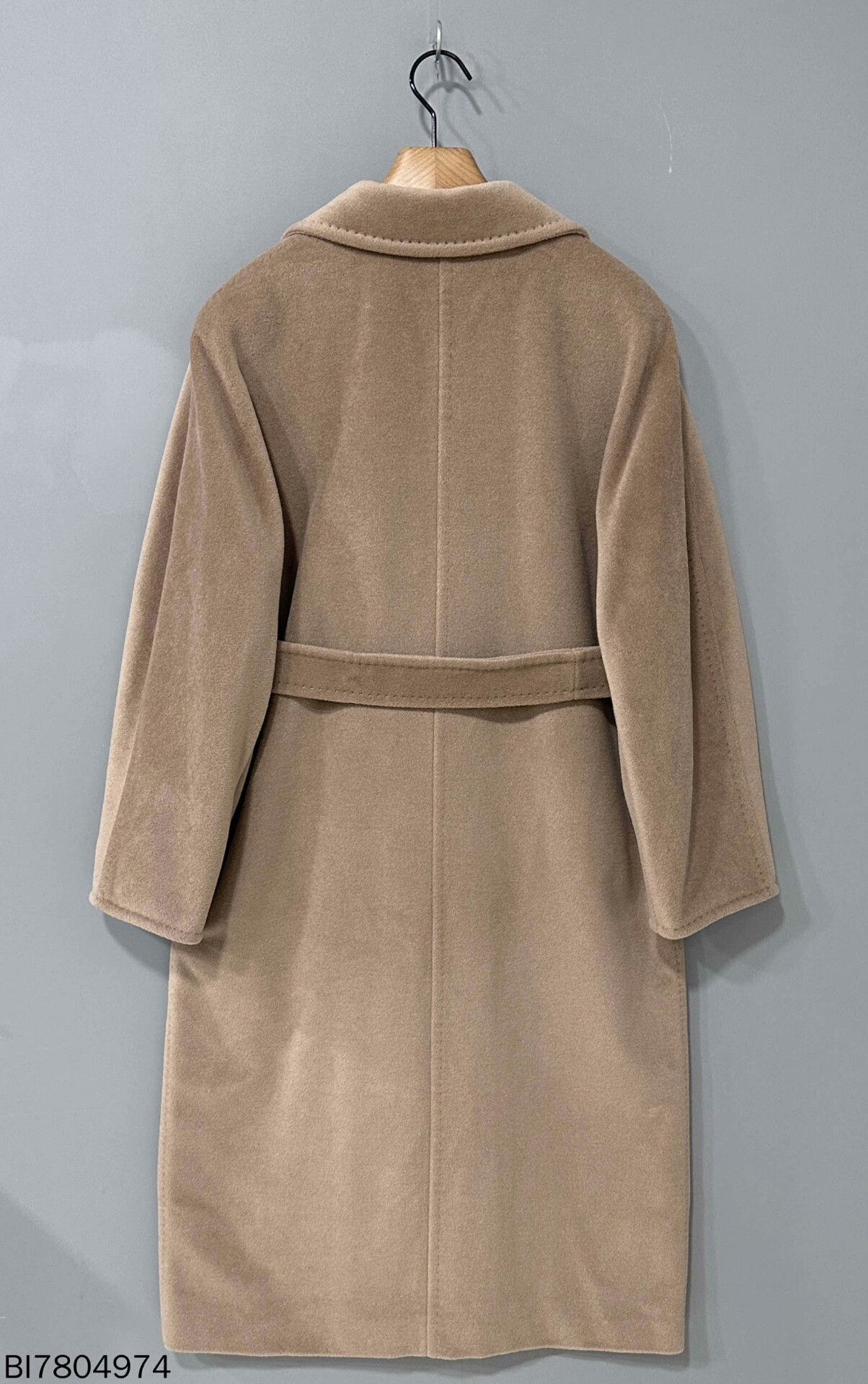 Max Mara maxmara beige belted overcoat 101801 Size US S / EU 44-46 / 1 - 3 Thumbnail