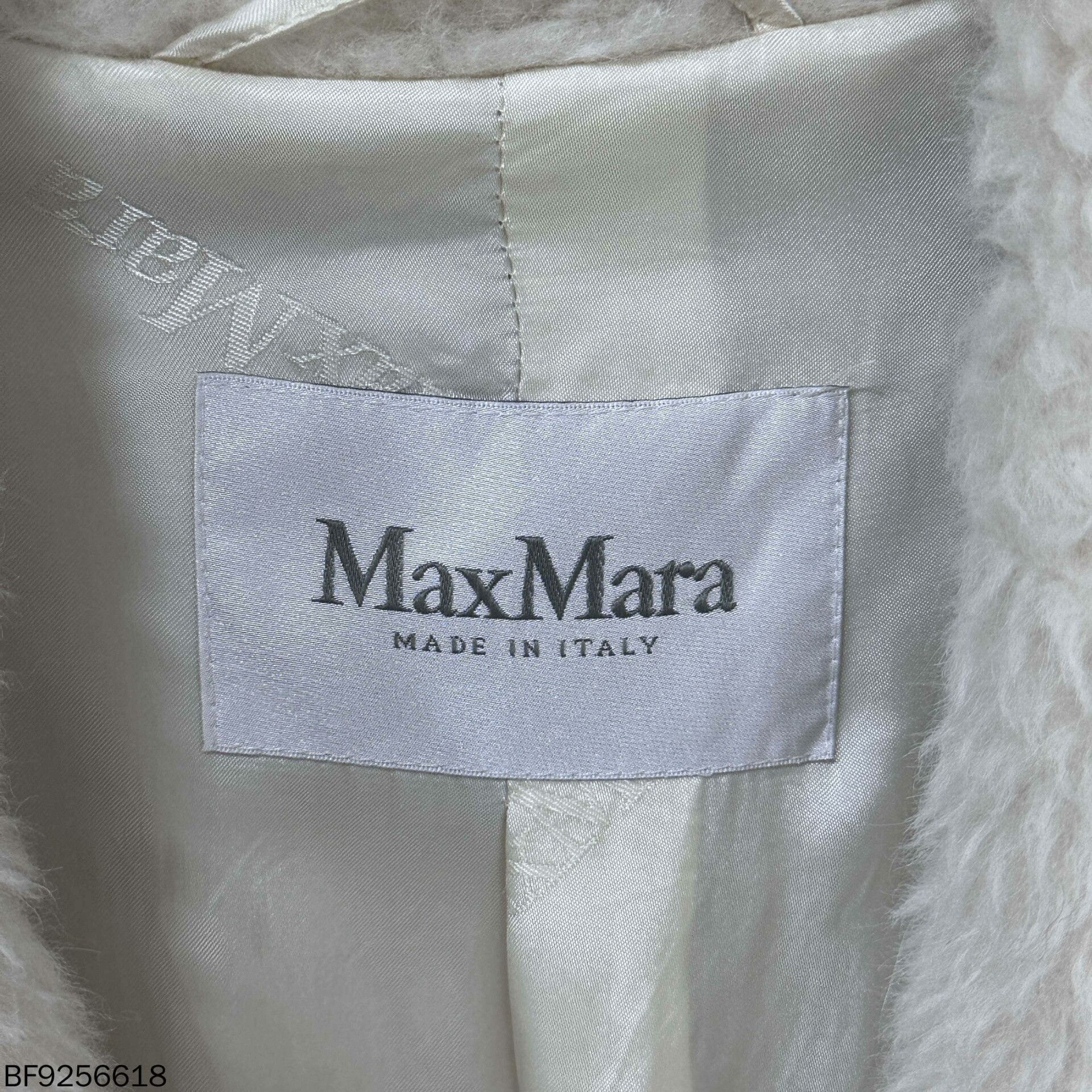 Max Mara white teddy coat by MaxMara Size US S / EU 44-46 / 1 - 4 Thumbnail