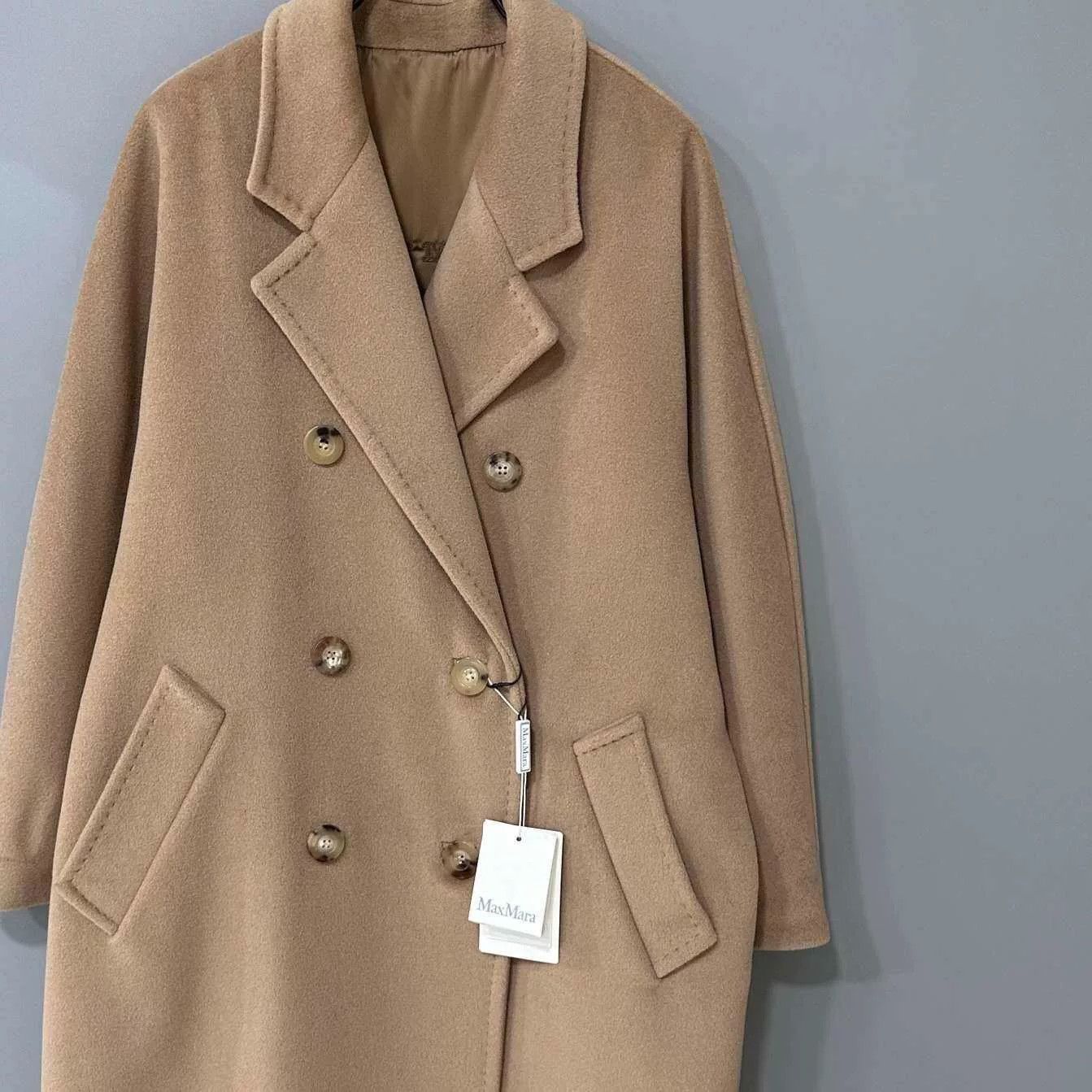 Max Mara double-sided 101801 coat by MaxMara Size US M / EU 48-50 / 2 - 3 Thumbnail