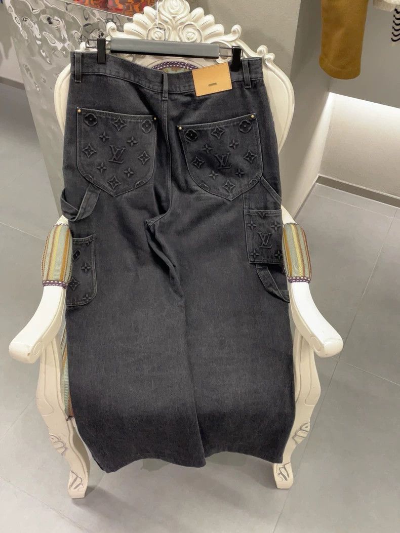 Louis Vuitton LV Distressed Casual Cool Jeans Size 33 Size US 33 - 2 Thumbnail