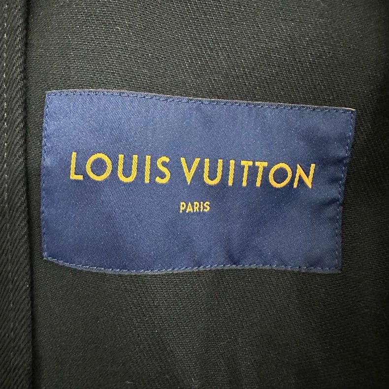 Louis Vuitton Louis Vuitton Embossed Zip Hooded Jacket Size US L / EU 52-54 / 3 - 3 Thumbnail