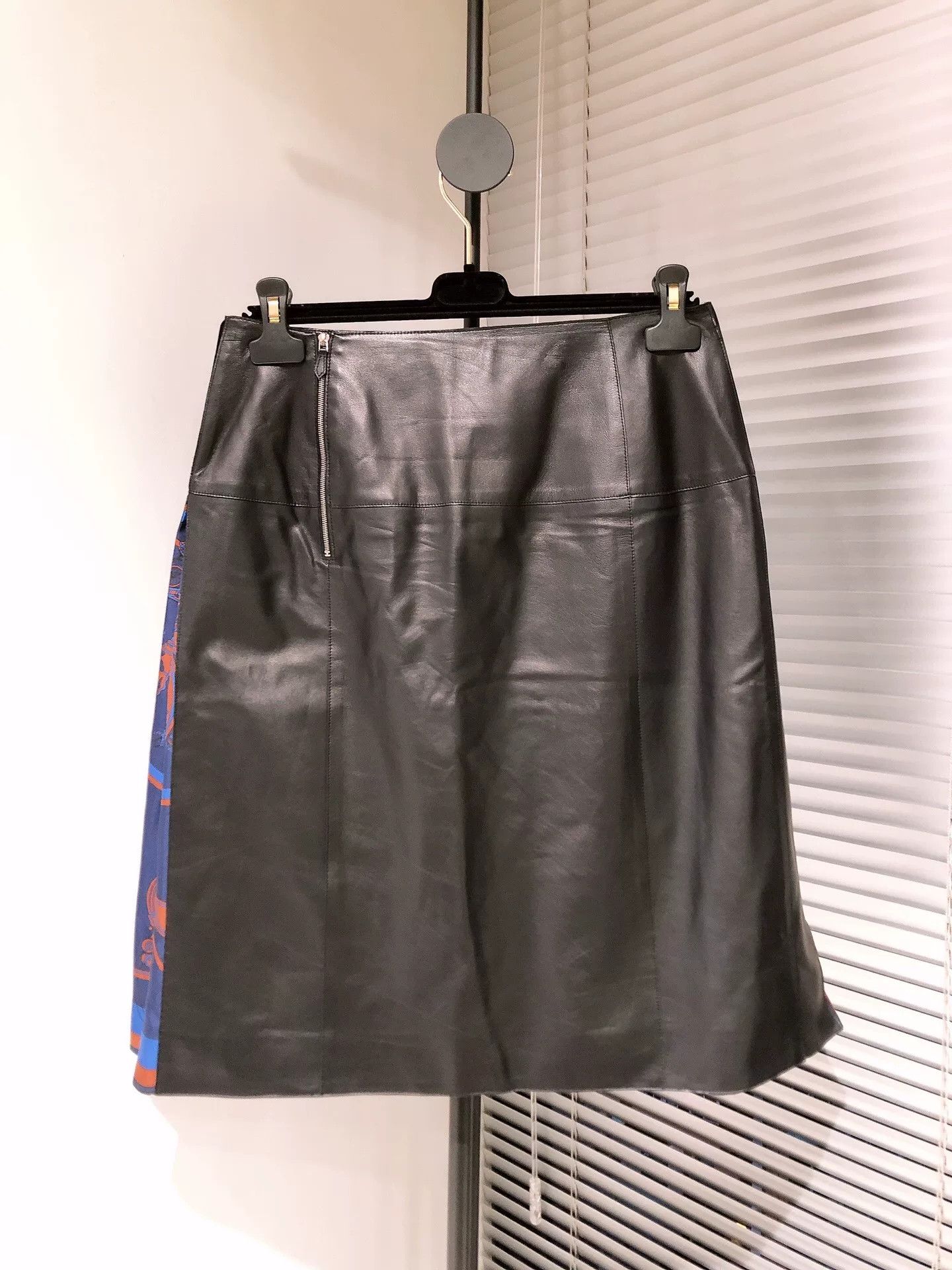 Hermes Hermes Black Leather Silk Pleated Skirt Size US 38 / EU 54 - 2 Thumbnail