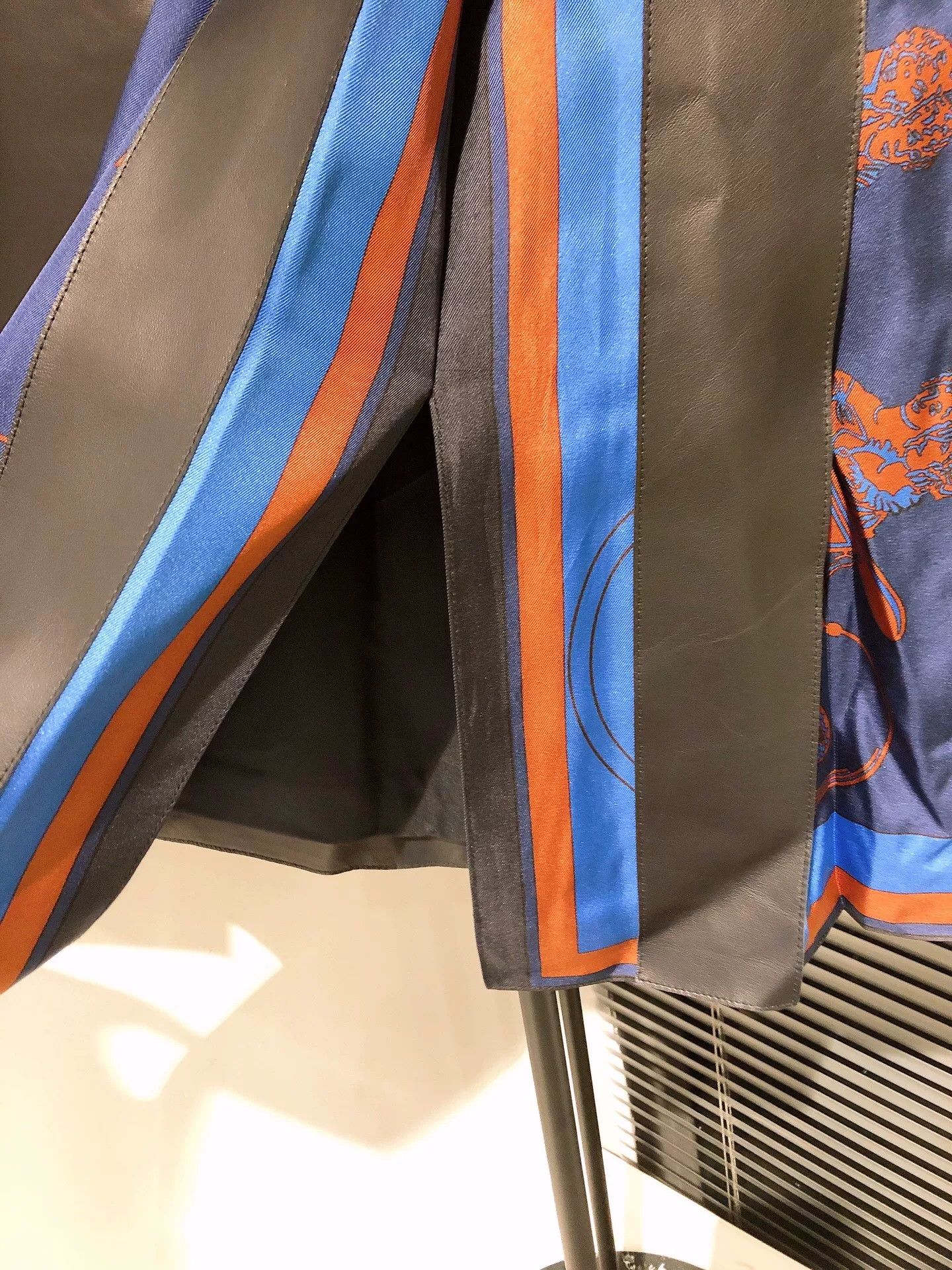 Hermes Hermes Black Leather Silk Pleated Skirt Size US 38 / EU 54 - 5 Thumbnail