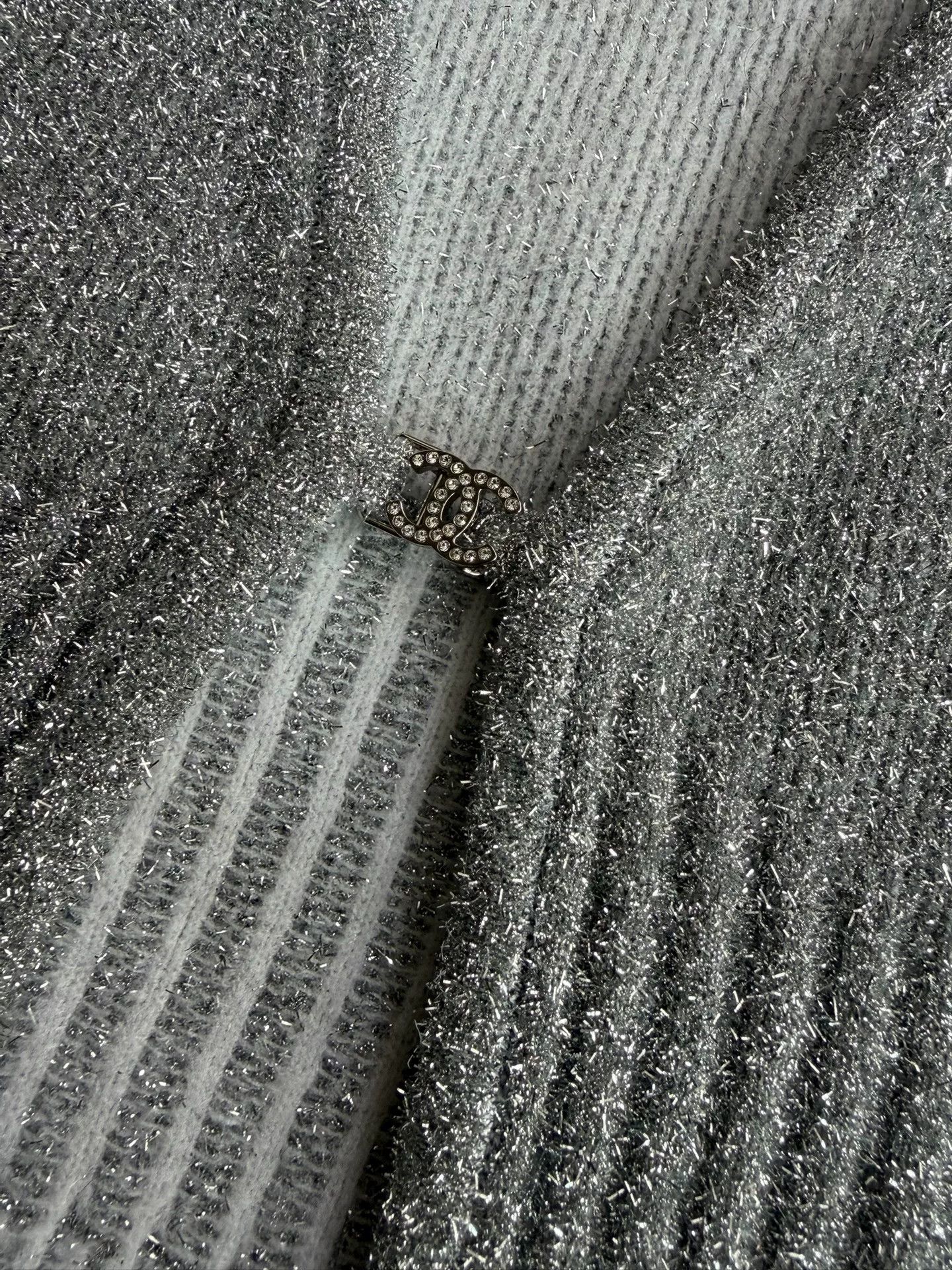 Chanel Chanel 22A Silver Knit Cardigan Coat Size US S / EU 44-46 / 1 - 3 Thumbnail