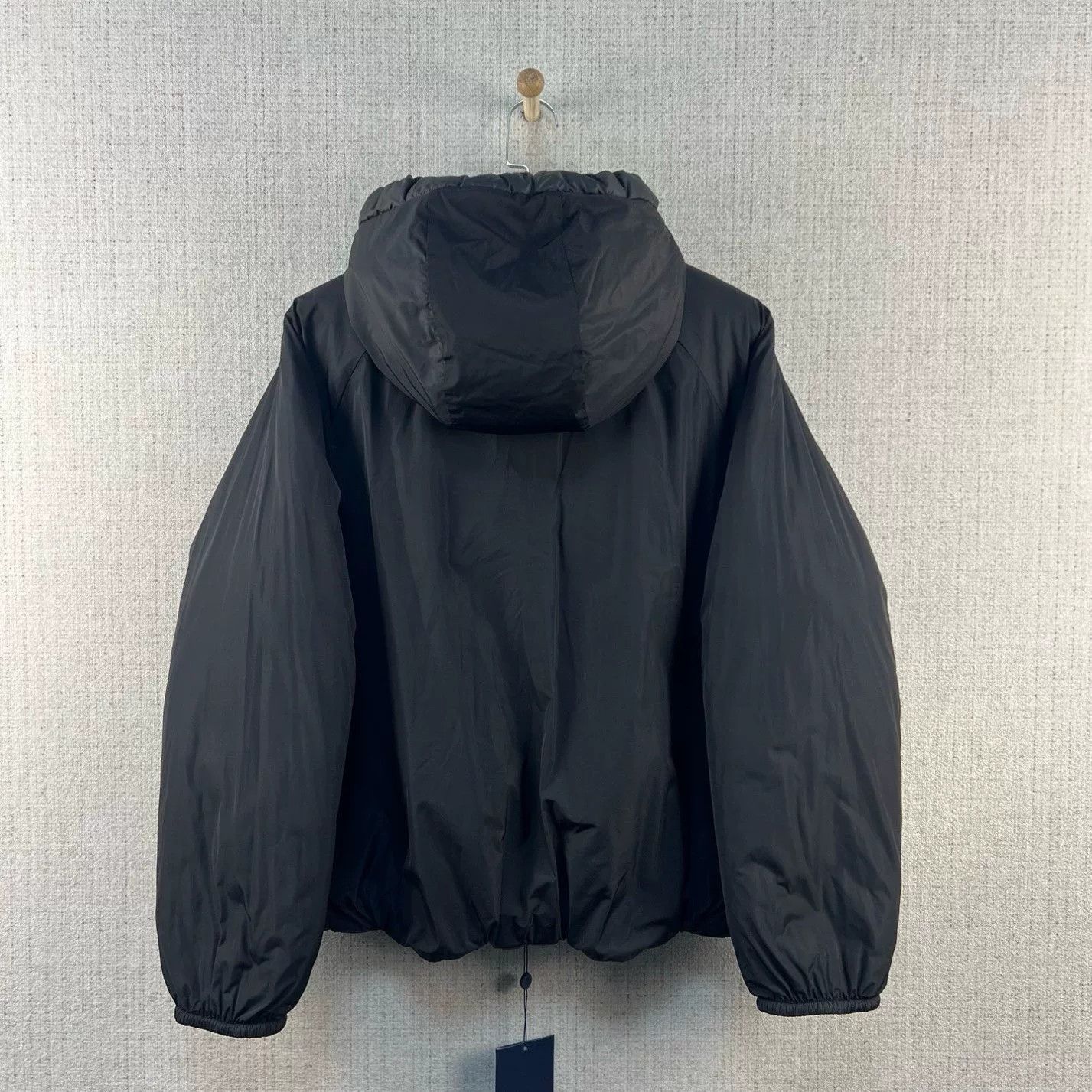 Louis Vuitton Louis Vuitton Monogram Embossed Down Jacket Size US M / EU 48-50 / 2 - 4 Thumbnail
