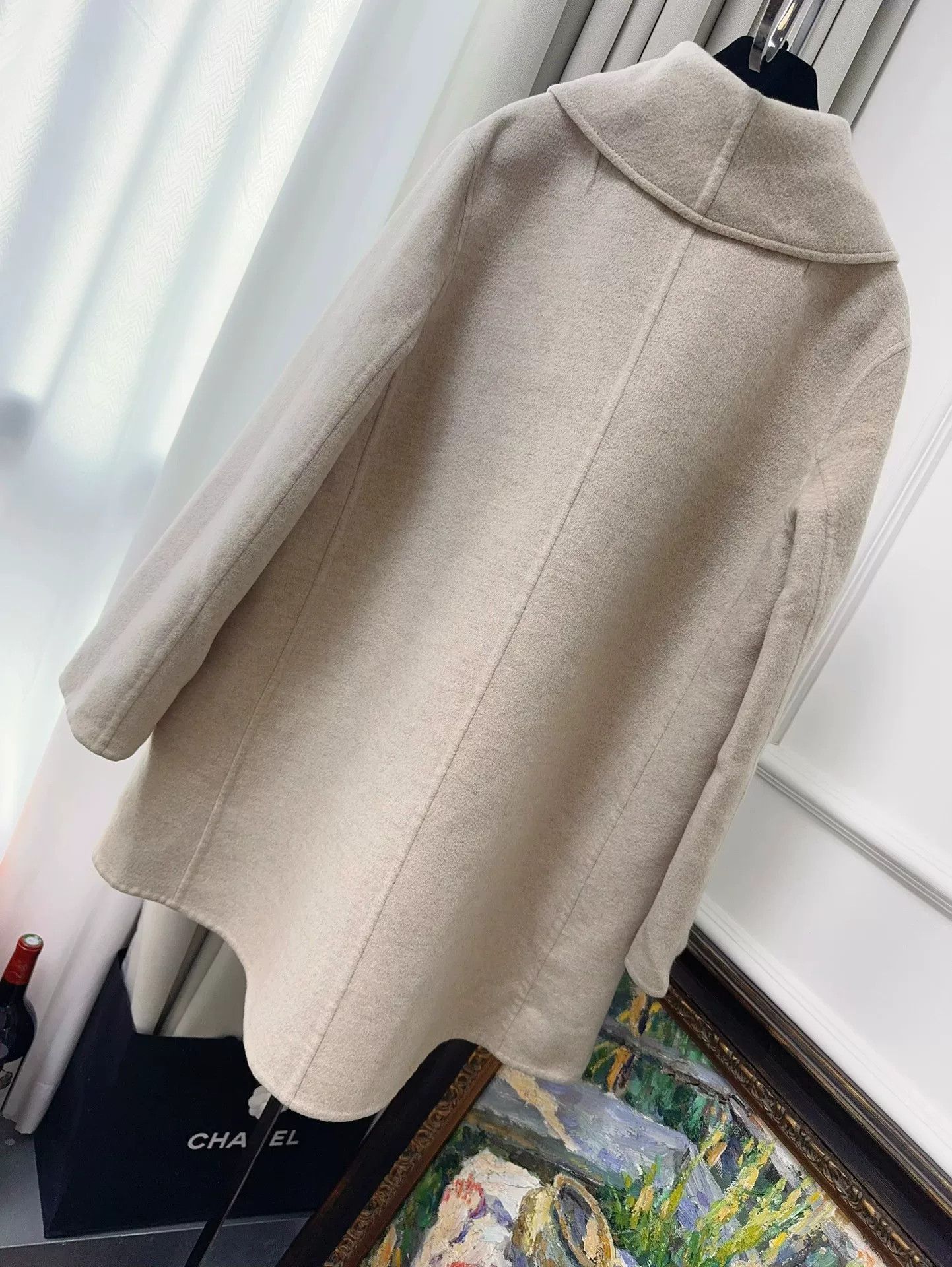 Hermes beige cashmere double-breasted overcoat for women Size US M / EU 48-50 / 2 - 2 Thumbnail