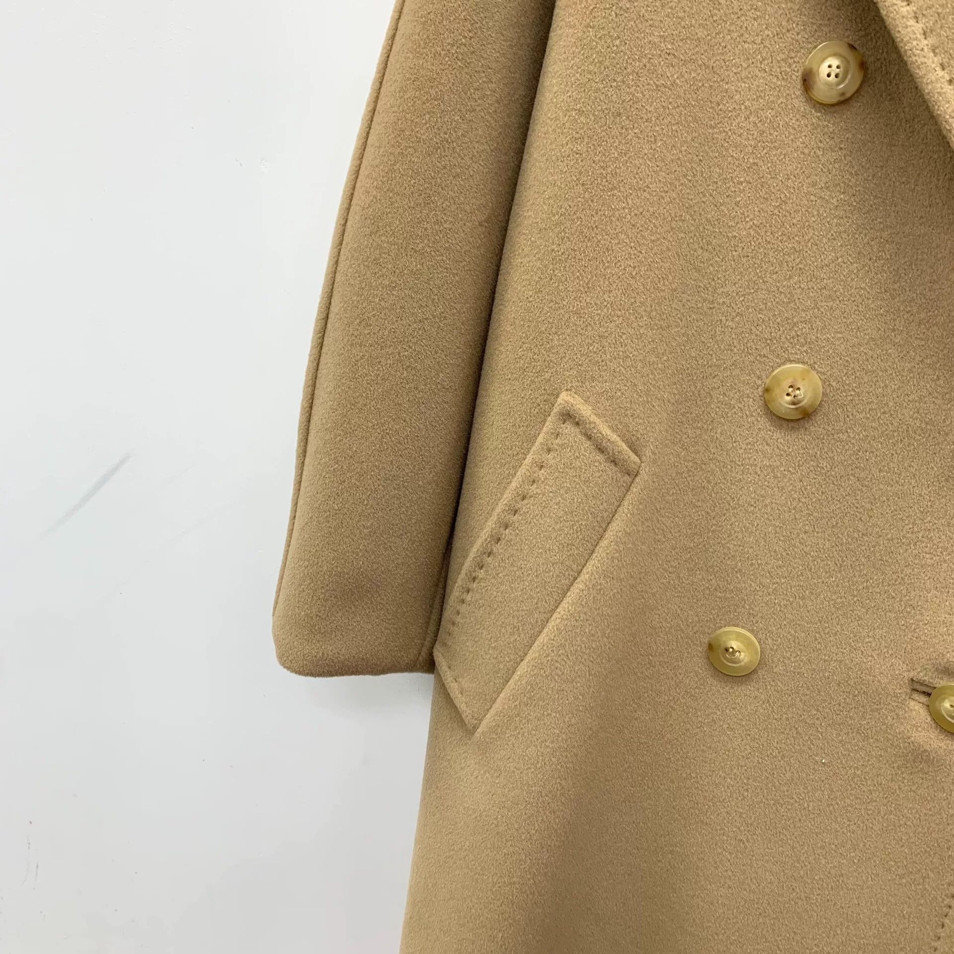 Max Mara brown double-breasted wool coat by Maxmara Size US S / EU 44-46 / 1 - 8 Thumbnail