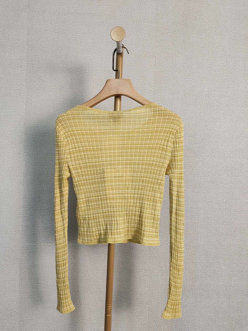Chanel Chanel Yellow Knit Cardigan Size 34 Size US XS / EU 42 / 0 - 2 Thumbnail