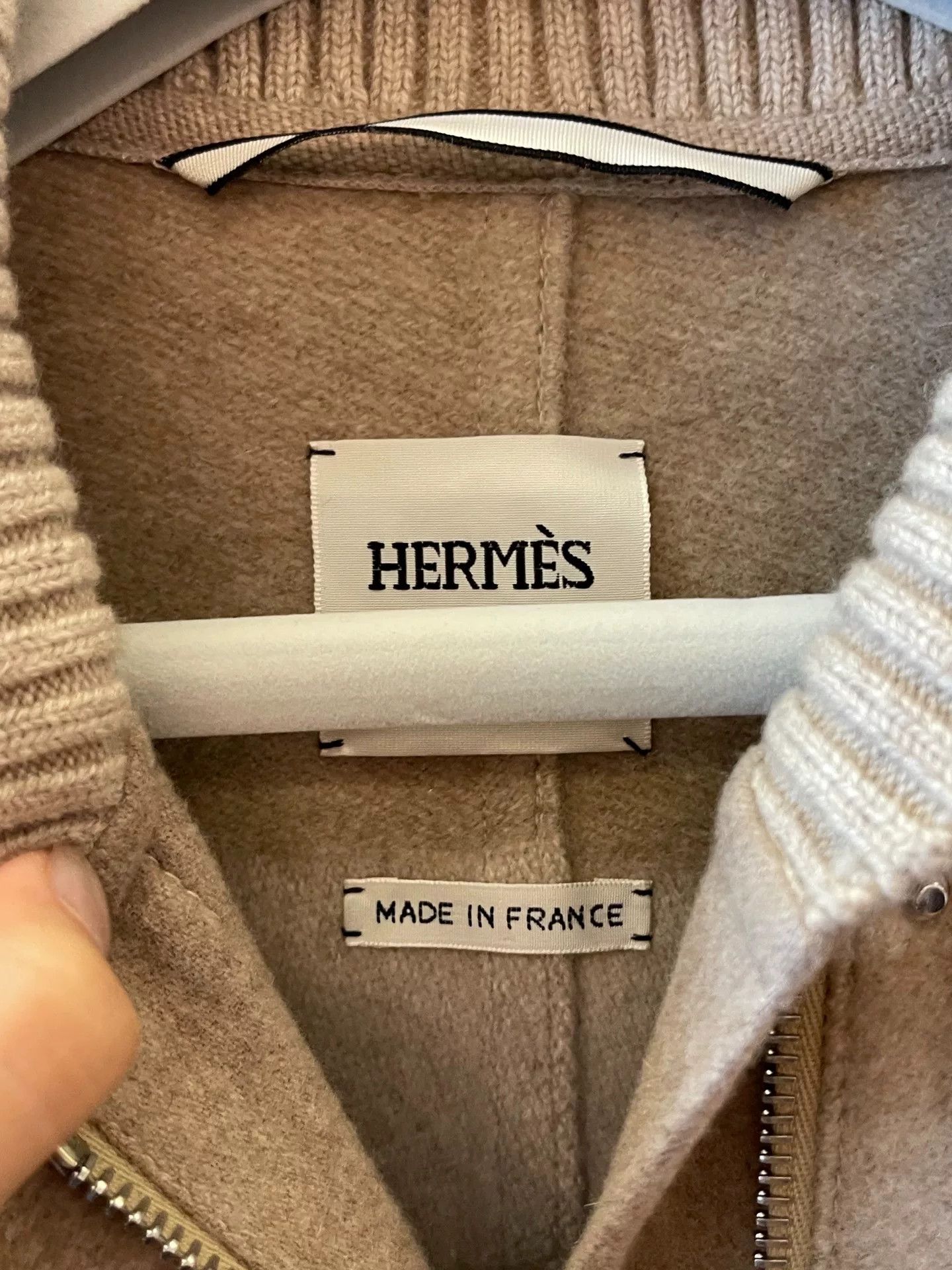 Hermes Hermes Cashmere Leather-Sleeve Coat Size US M / EU 48-50 / 2 - 2 Thumbnail