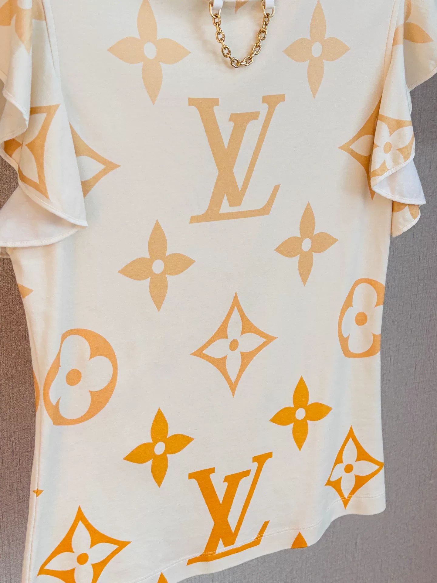Louis Vuitton LV Gradient Yellow Ruffle Sleeve Top Size US XS / EU 42 / 0 - 3 Thumbnail