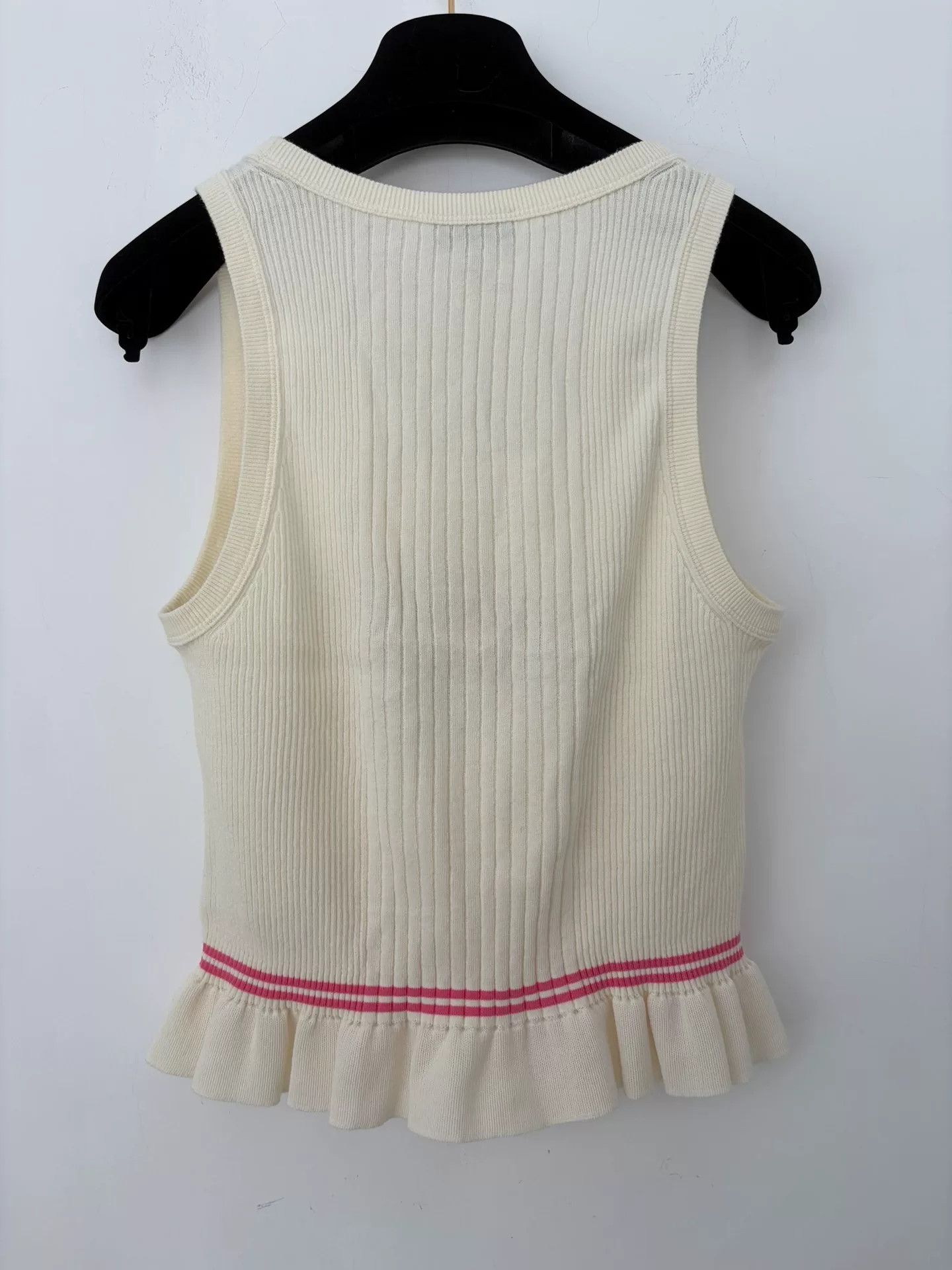 Chanel Chanel 25P Fish Knit Sleeveless Top Size US XS / EU 42 / 0 - 3 Thumbnail