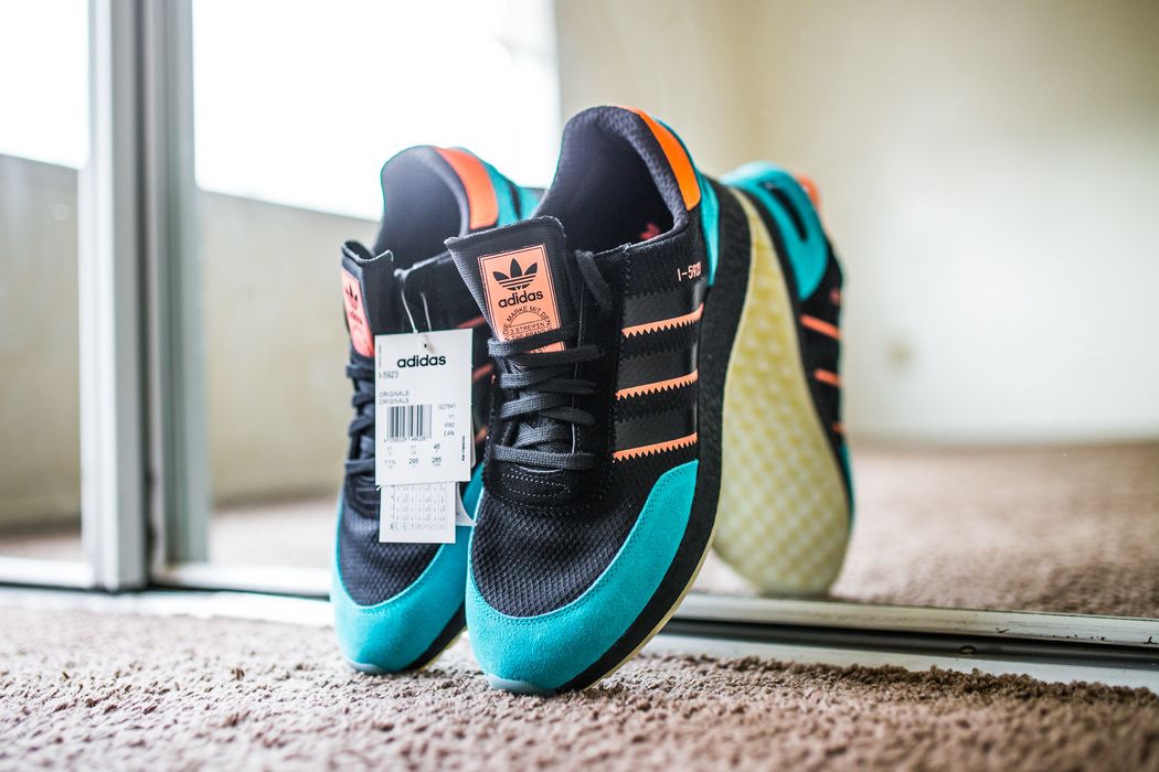 Adidas iniki hawaiian sales thunderstorm