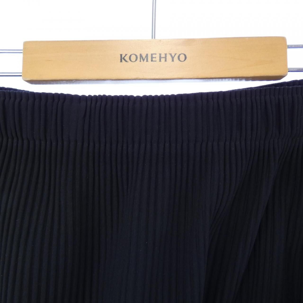 Issey Miyake Issey Miyake me ISSEY MIYAKE Skirt Others Skirts MI92KG278 DUTY FREE for USA Size ONE SIZE - 5 Thumbnail