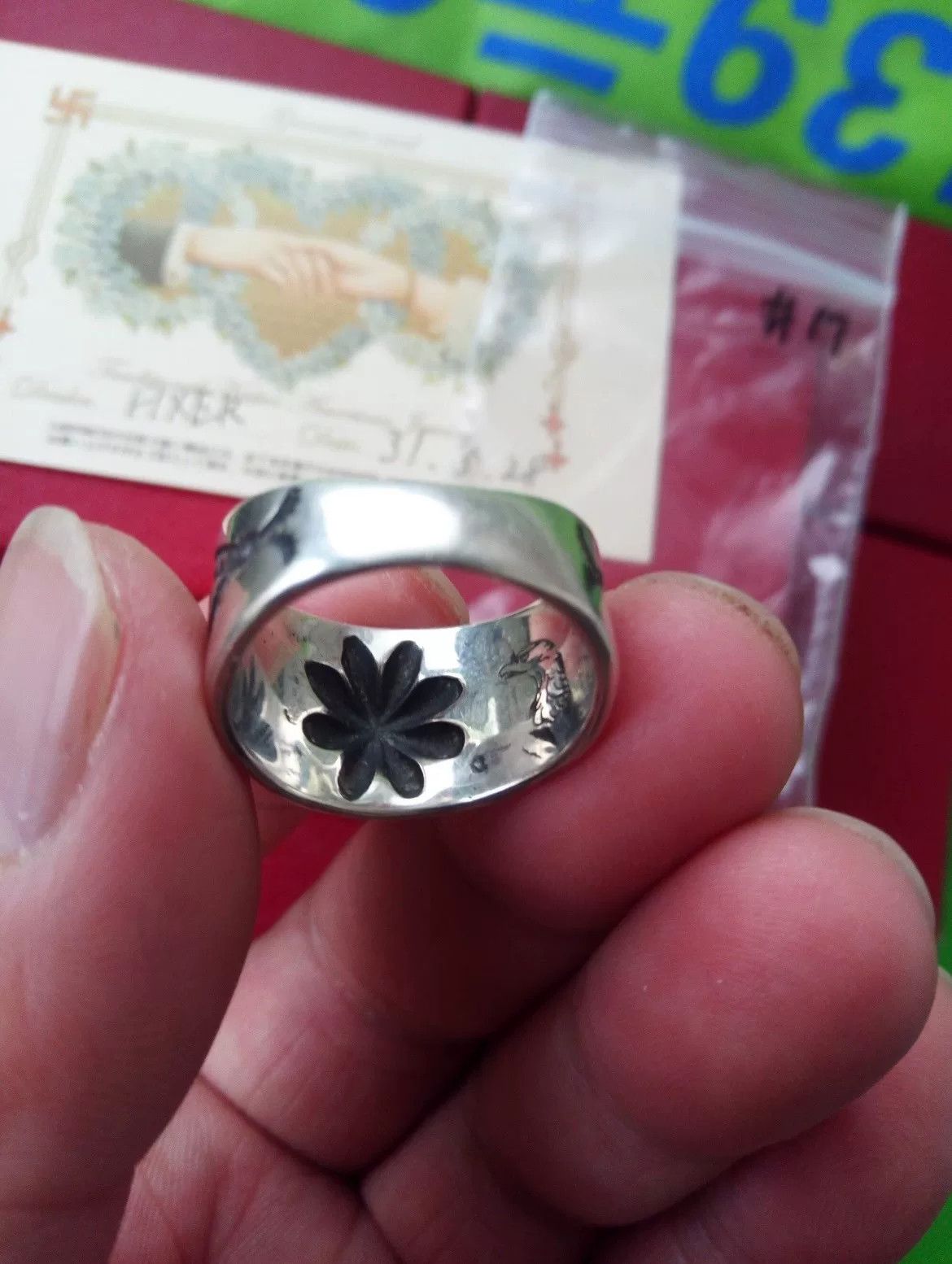 Larry Smith larry smith chrysanthemum nail ring in gold Size ONE SIZE - 4 Thumbnail