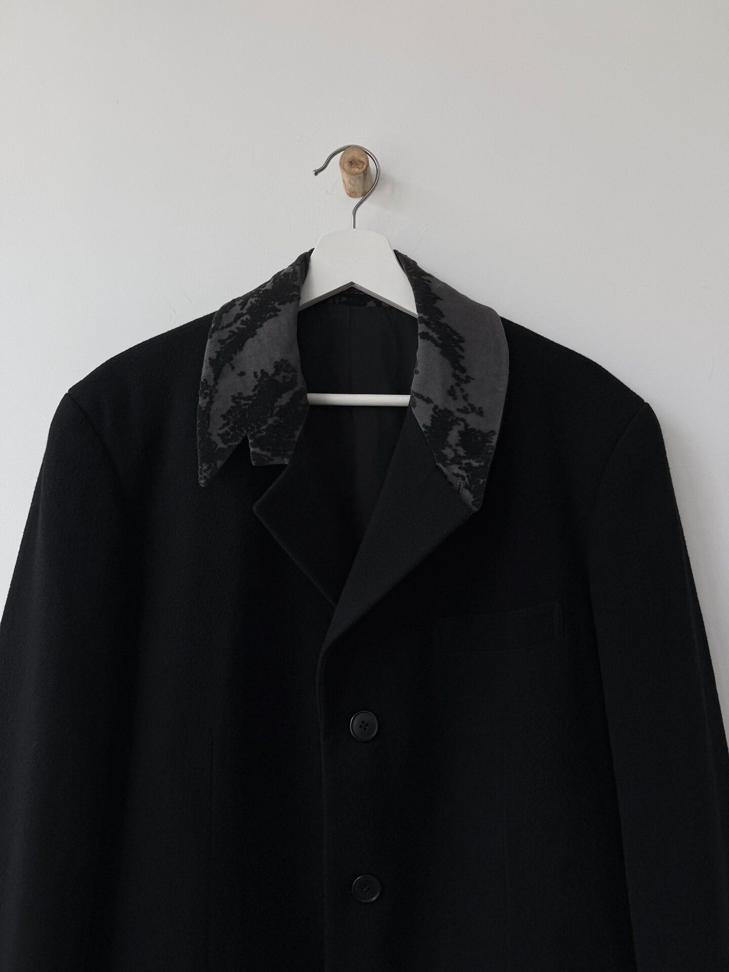 Yohji Yamamoto yohji yamamoto black wool blazer with unique collar Size US L / EU 52-54 / 3 - 2 Thumbnail